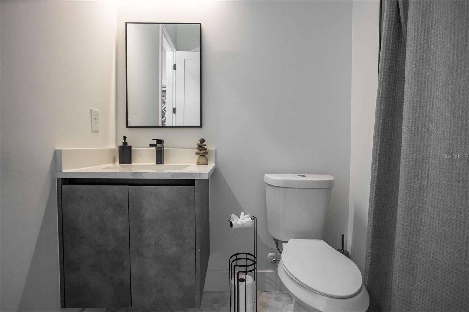 3306 W VAN BUREN DR, TAMPA, FL, 33611