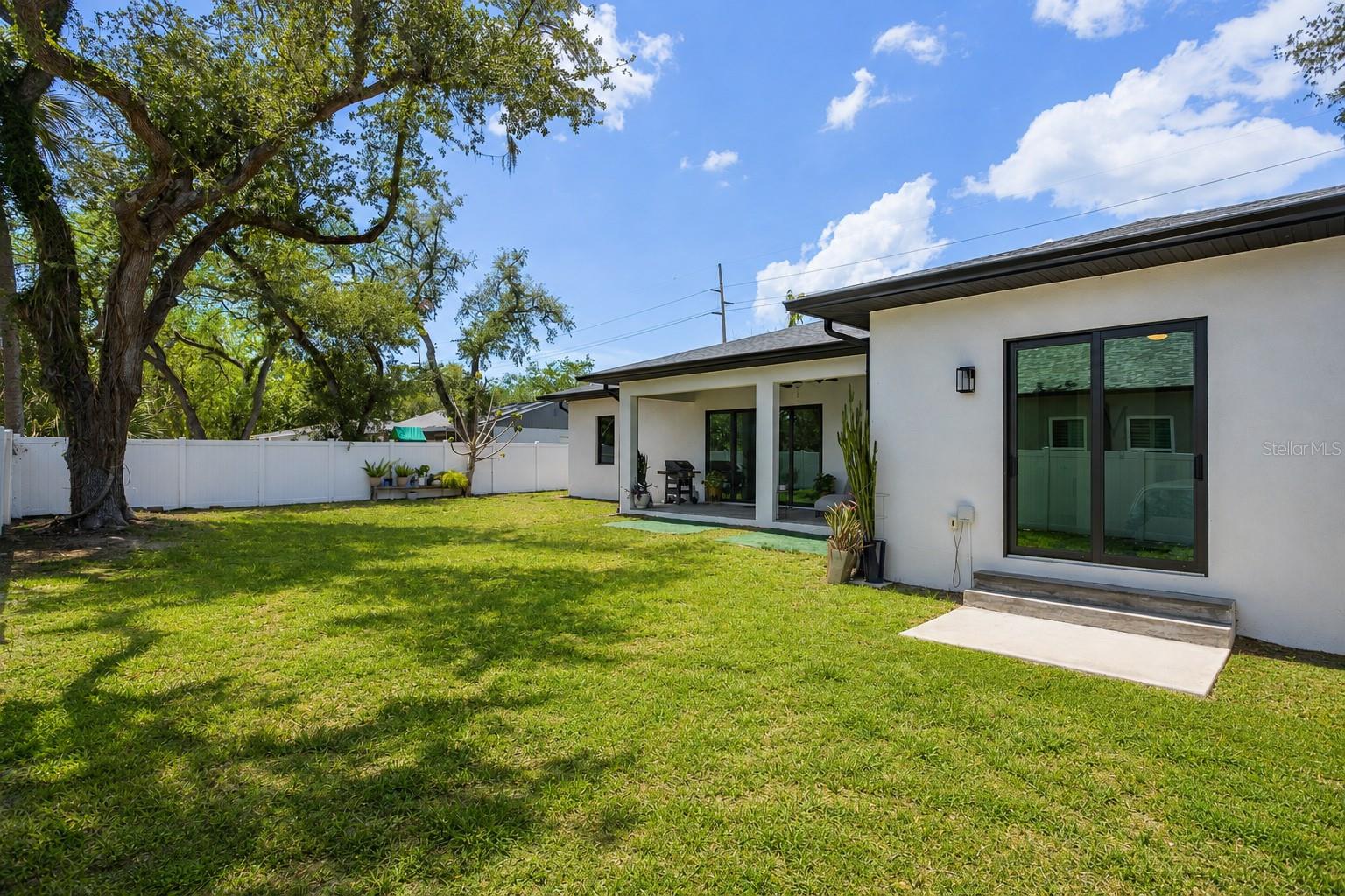 3306 W VAN BUREN DR, TAMPA, FL, 33611