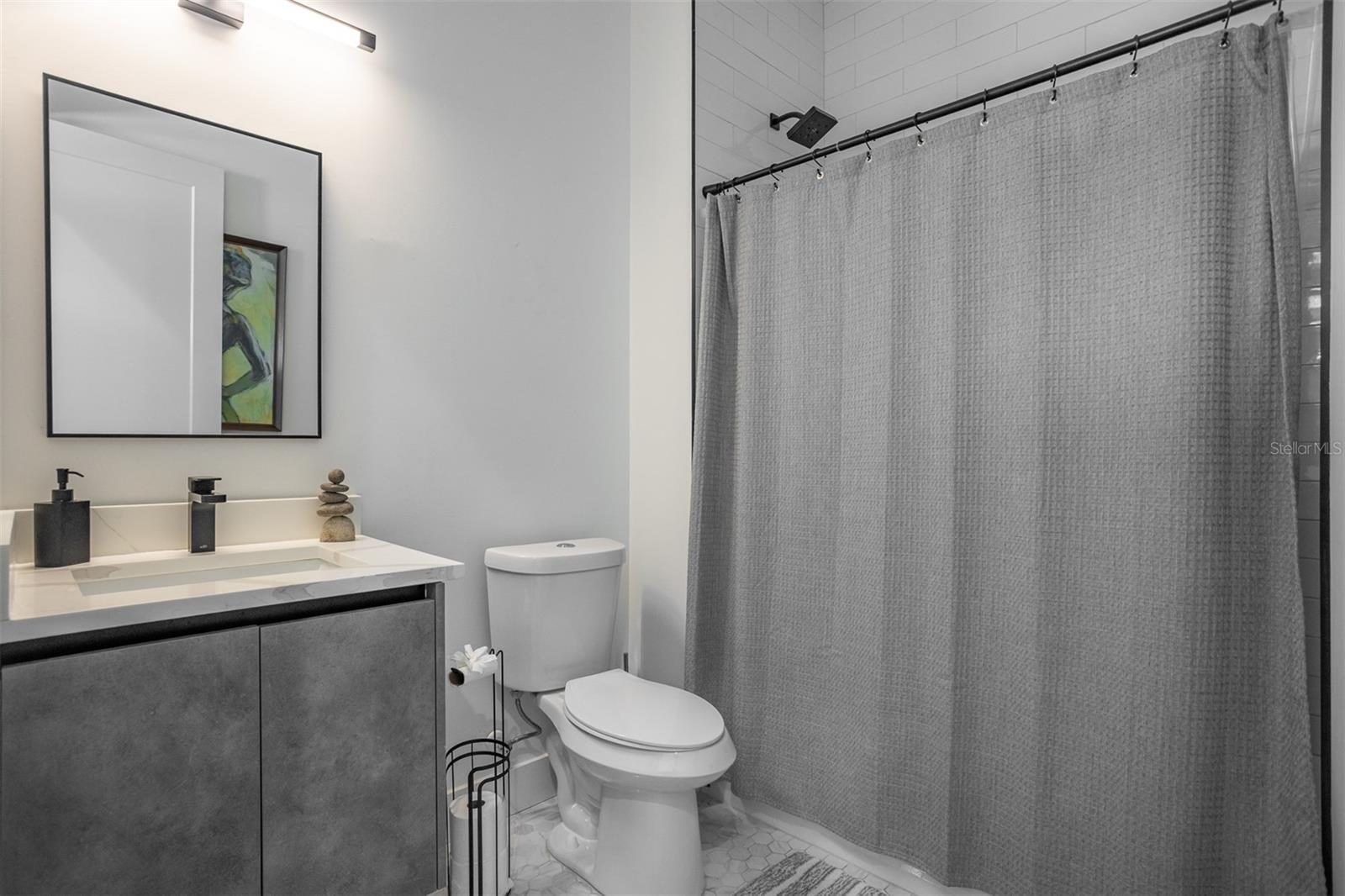 3306 W VAN BUREN DR, TAMPA, FL, 33611
