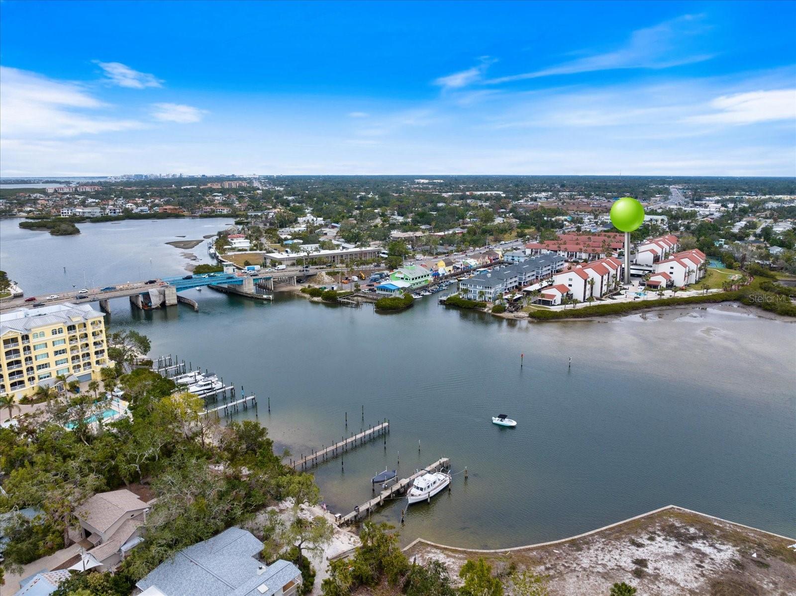 1604 STICKNEY POINT RD #4-102, SARASOTA, FL, 34231
