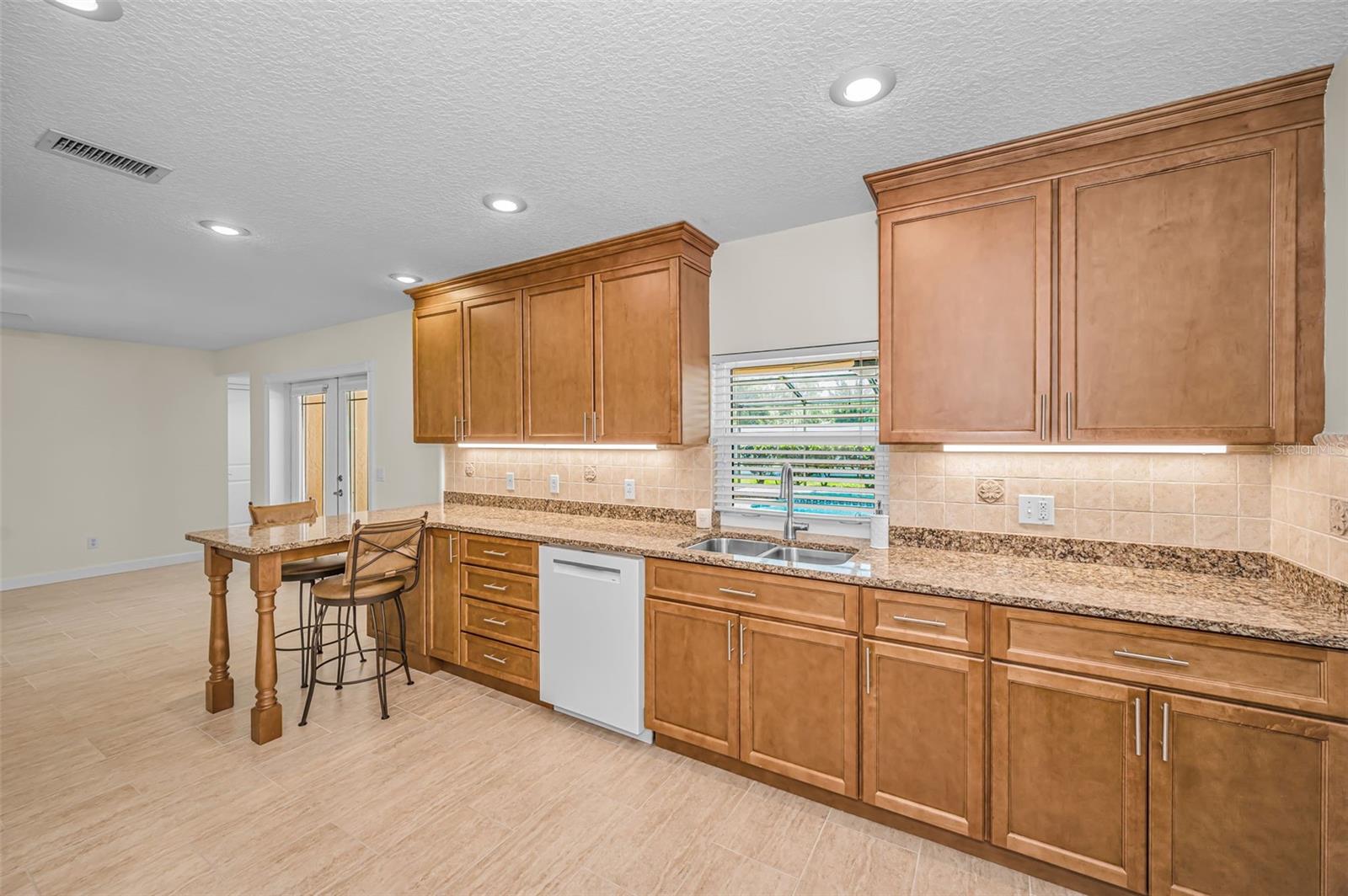 100 ARBOR LN, OLDSMAR, FL, 34677
