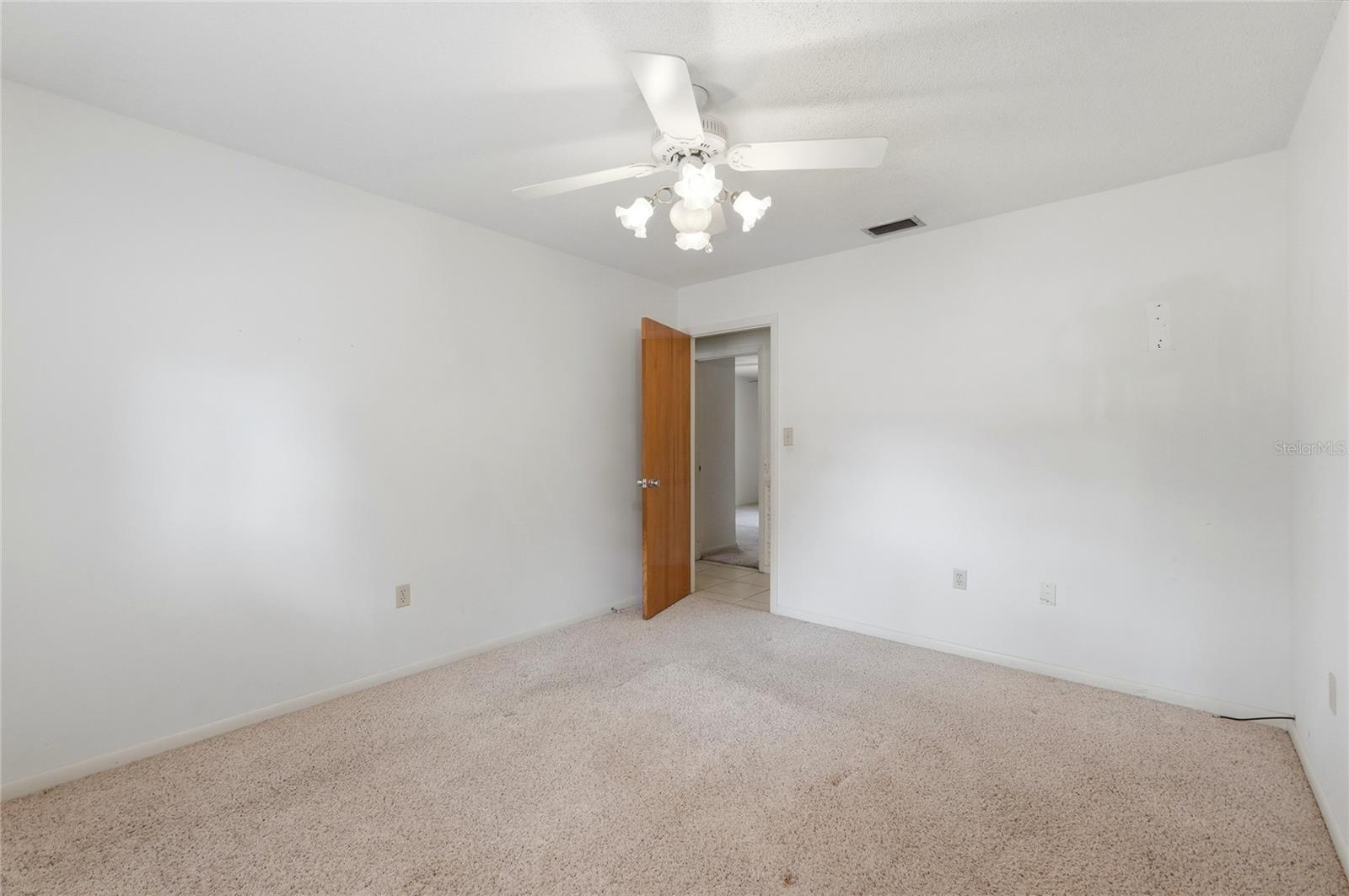 1006 ROBINSON RD, PLANT CITY, FL, 33563
