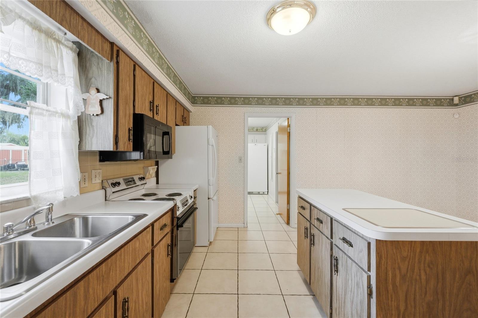 1006 ROBINSON RD, PLANT CITY, FL, 33563