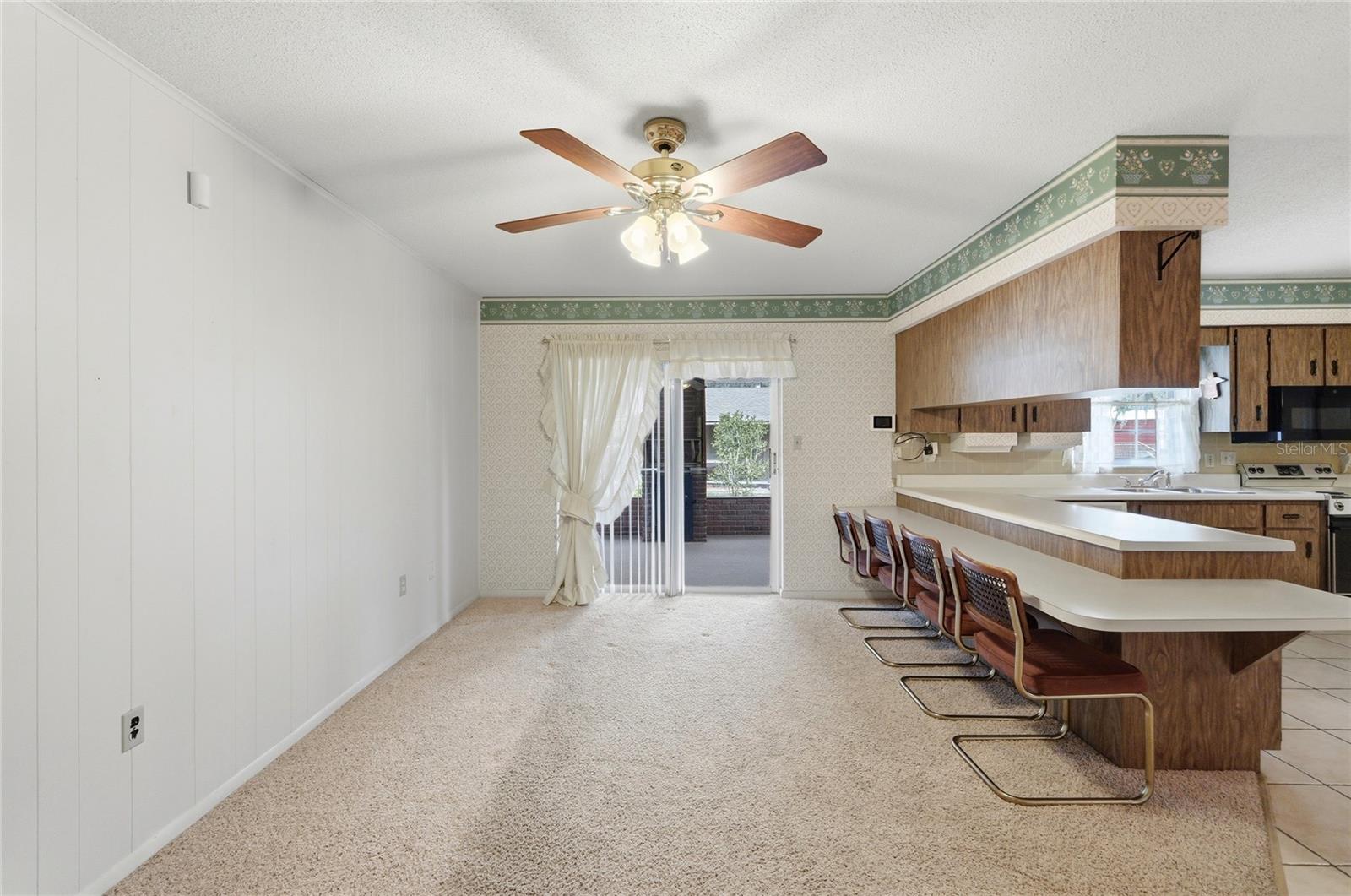 1006 ROBINSON RD, PLANT CITY, FL, 33563
