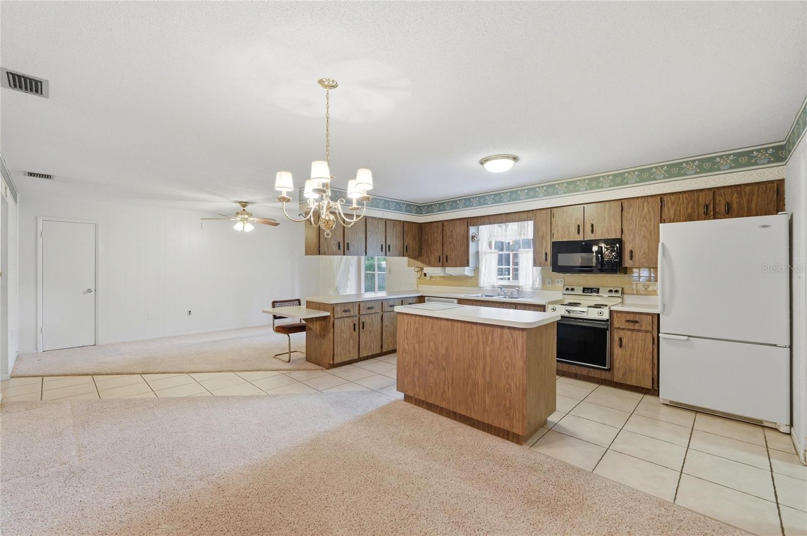 1006 ROBINSON RD, PLANT CITY, FL, 33563