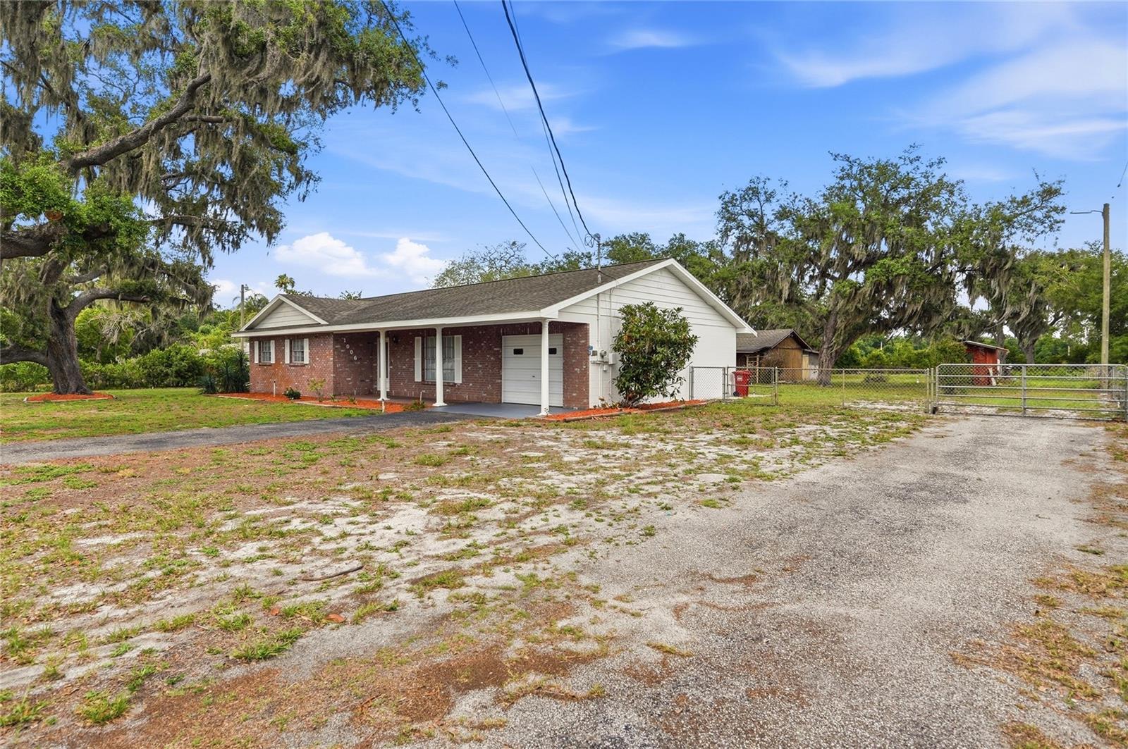 1006 ROBINSON RD, PLANT CITY, FL, 33563