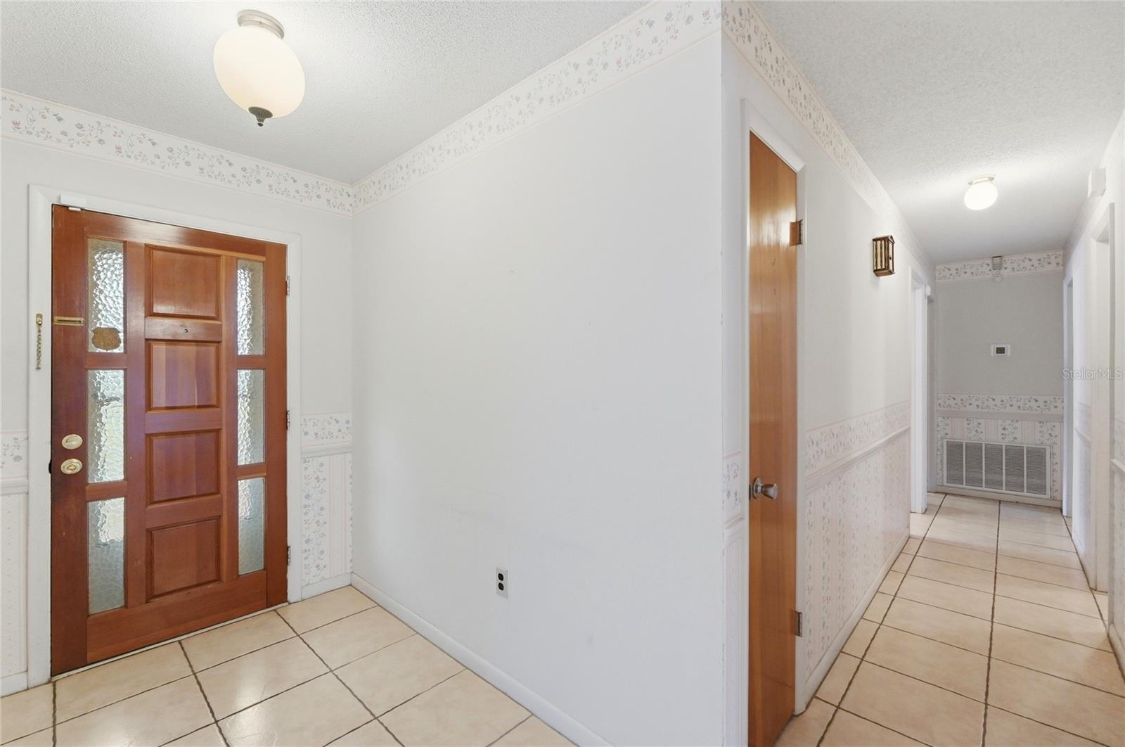 1006 ROBINSON RD, PLANT CITY, FL, 33563