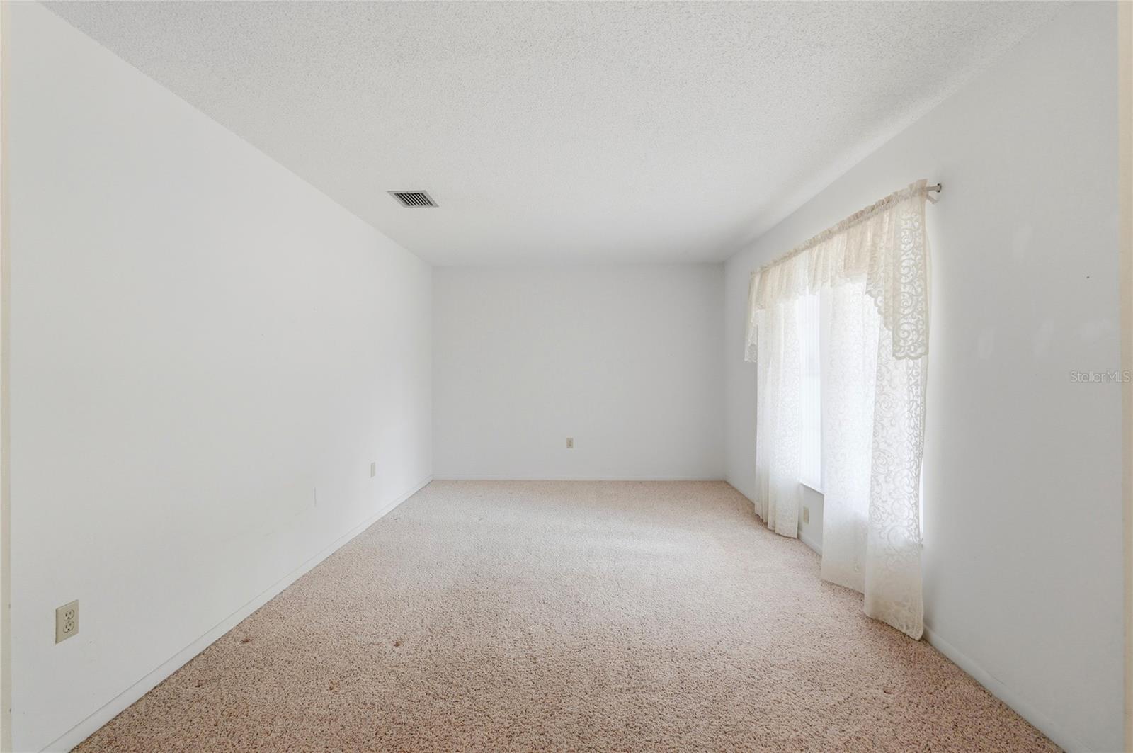 1006 ROBINSON RD, PLANT CITY, FL, 33563