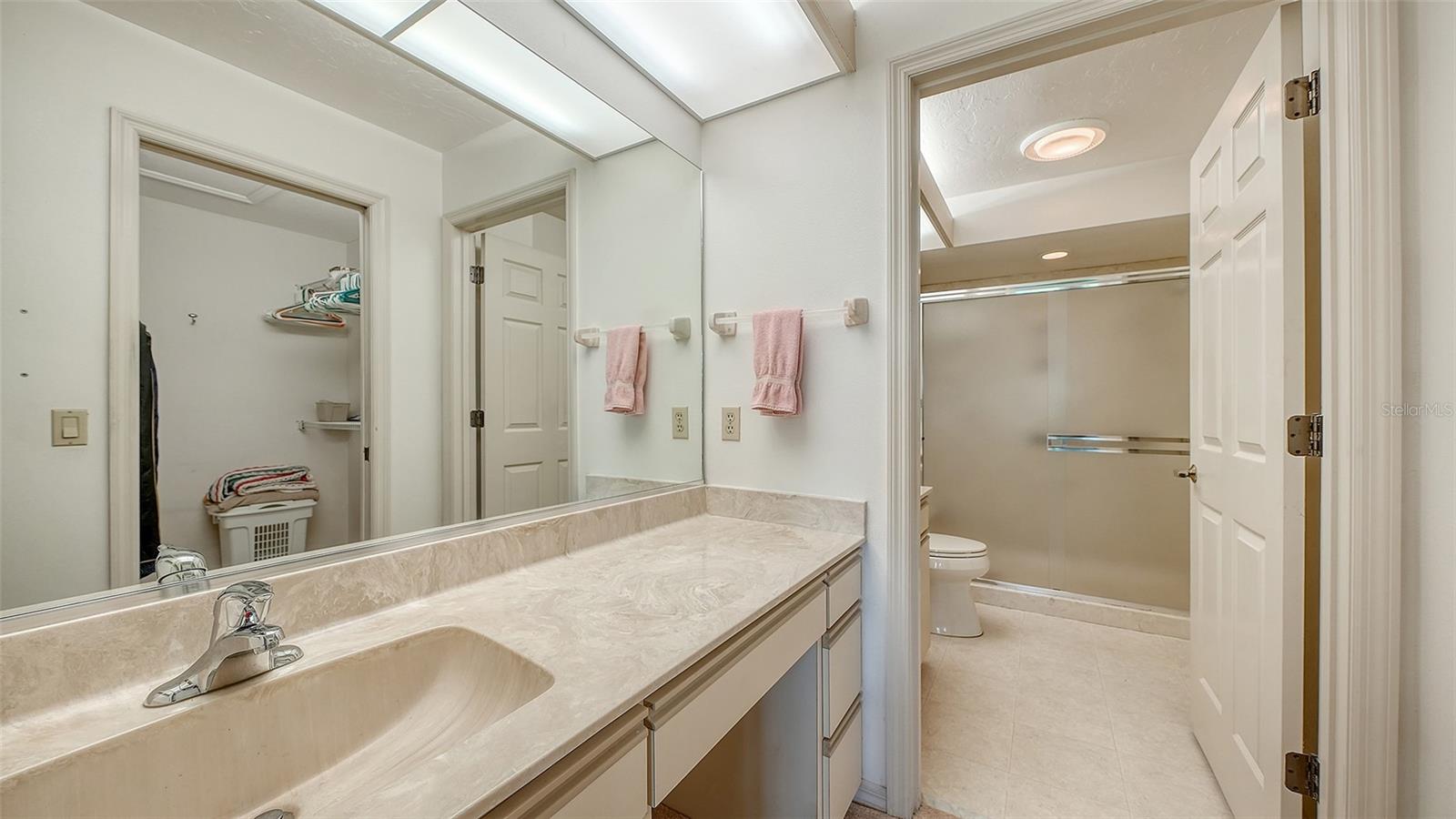 3374 W CHELMSFORD CT #9, SARASOTA, FL, 34235