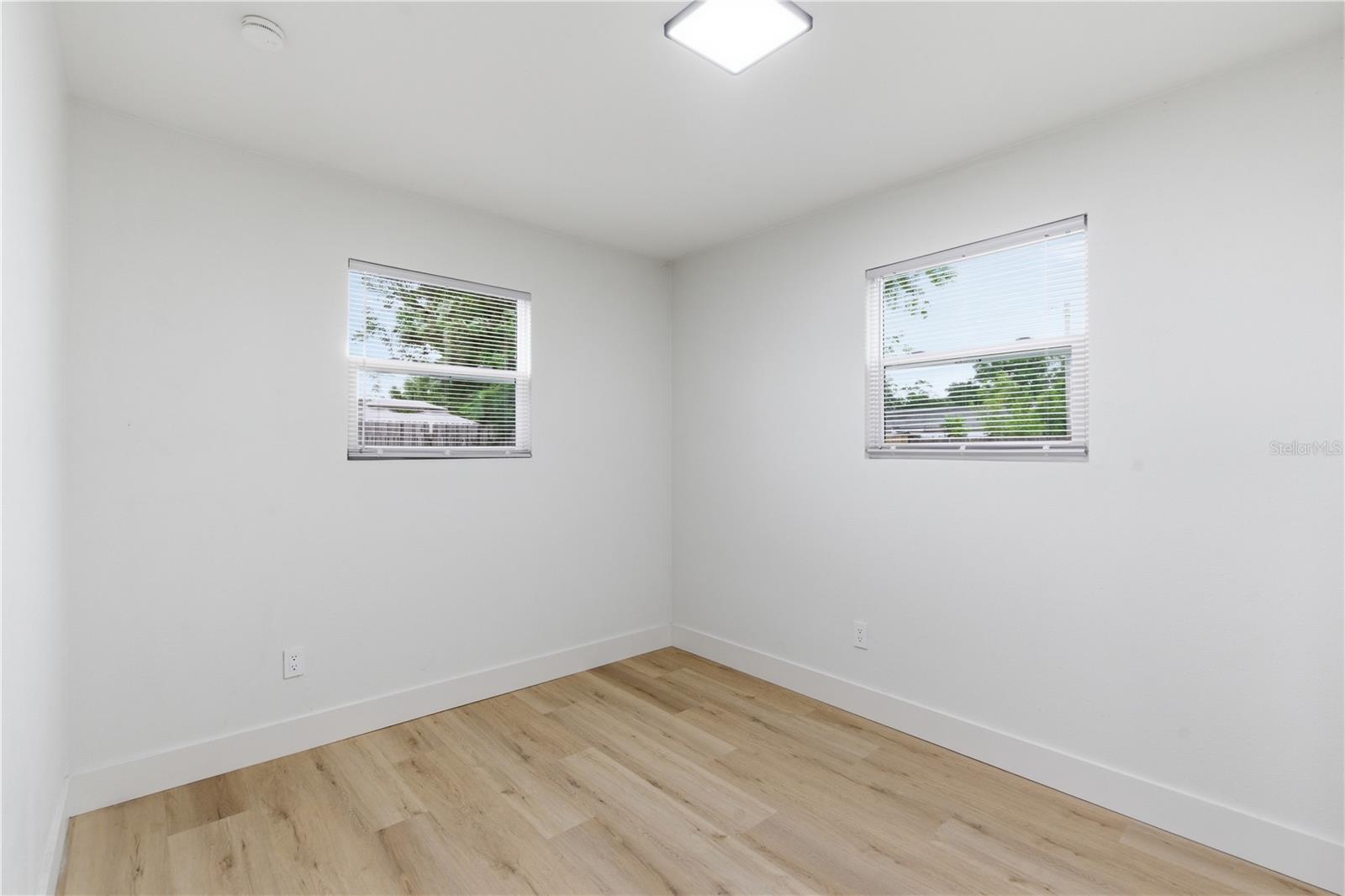 7924 DAHLIA AVE, TAMPA, FL, 33619
