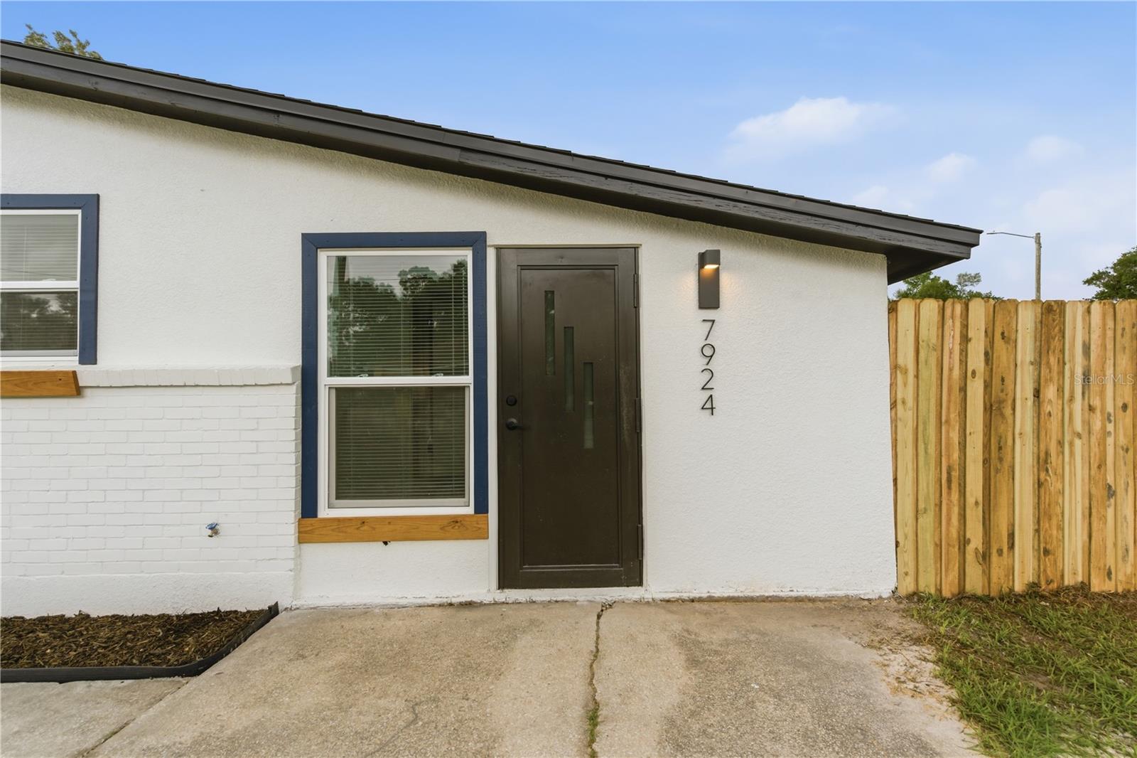 7924 DAHLIA AVE, TAMPA, FL, 33619