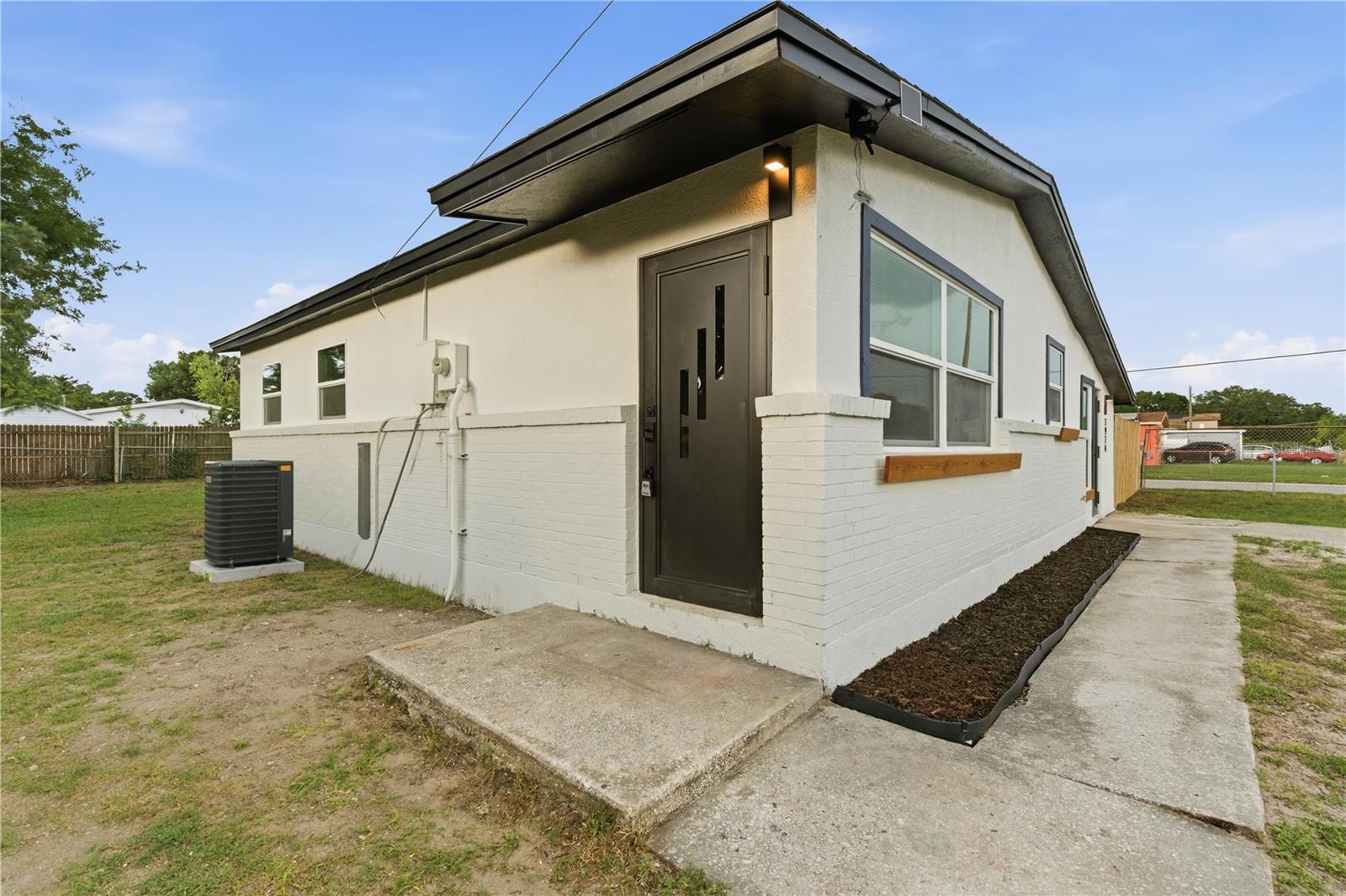 7924 DAHLIA AVE, TAMPA, FL, 33619