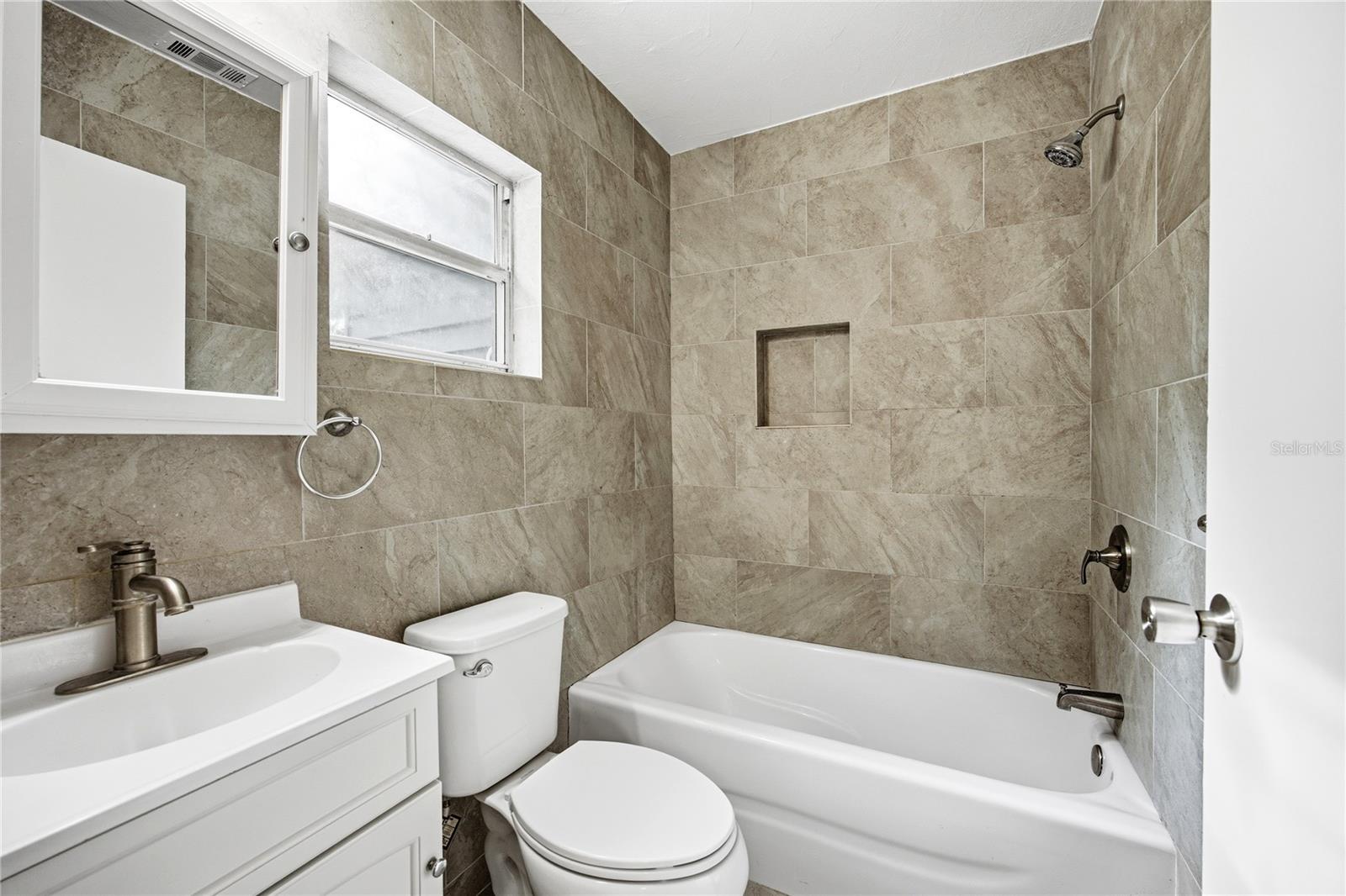 1318 NE 14TH ST, GAINESVILLE, FL, 32601