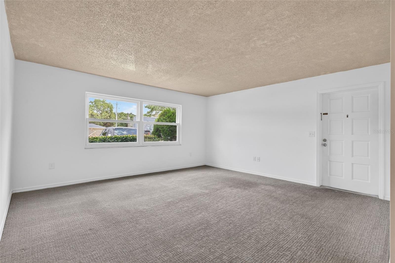 5800 HOLLYWOOD BLVD #112, SARASOTA, FL, 34231