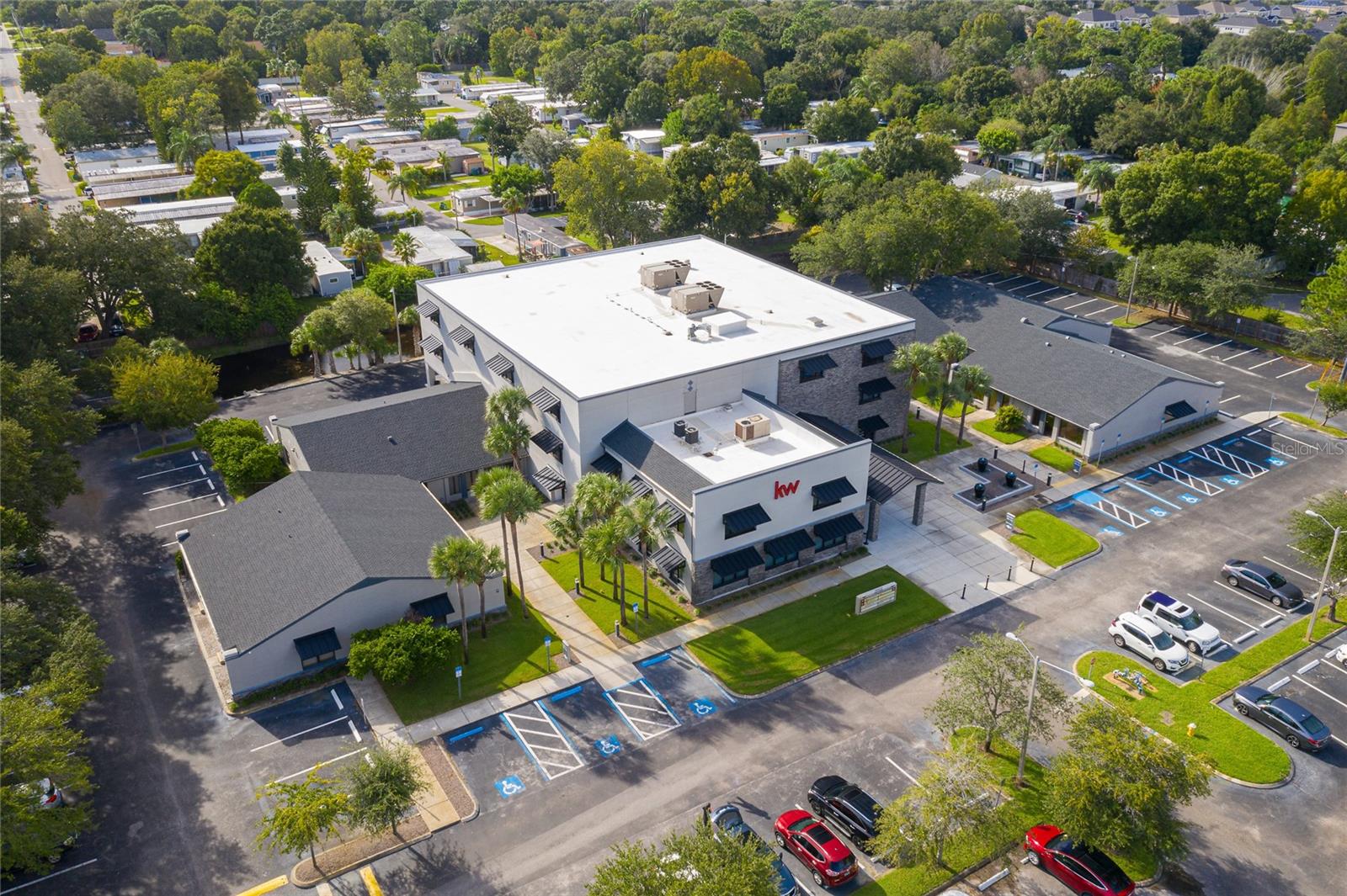 30522 US HIGHWAY 19 N #105, PALM HARBOR, FL, 34684