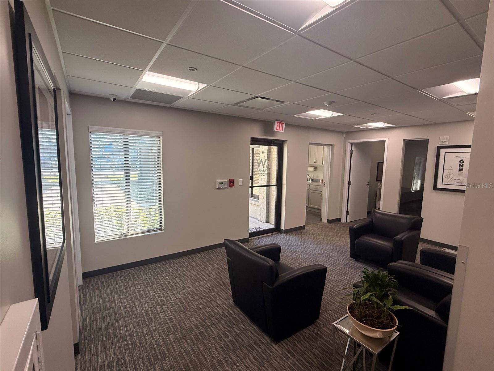 30522 US HIGHWAY 19 N #105, PALM HARBOR, FL, 34684