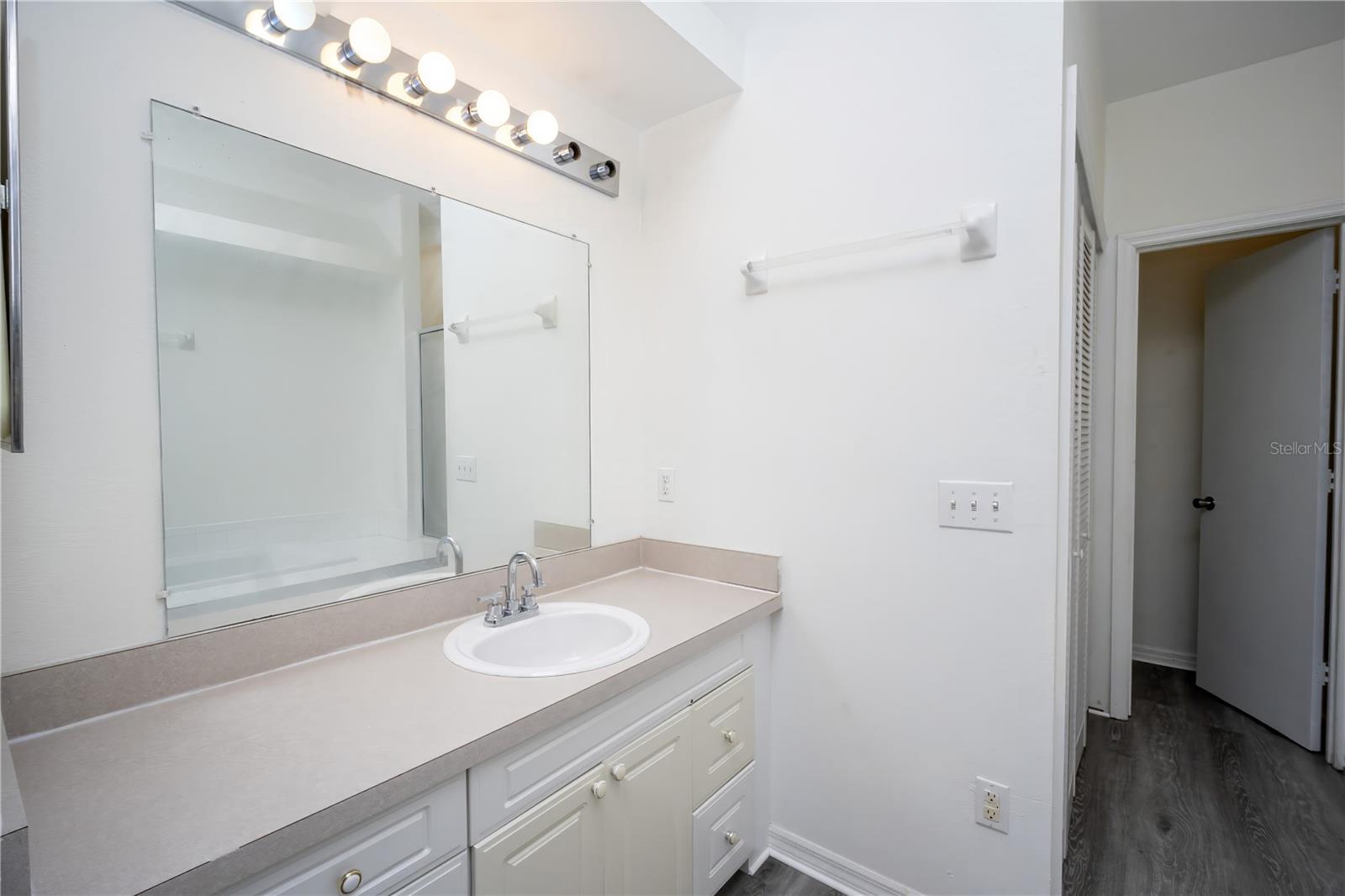 811 ORCHID DR, DAVENPORT, FL, 33897