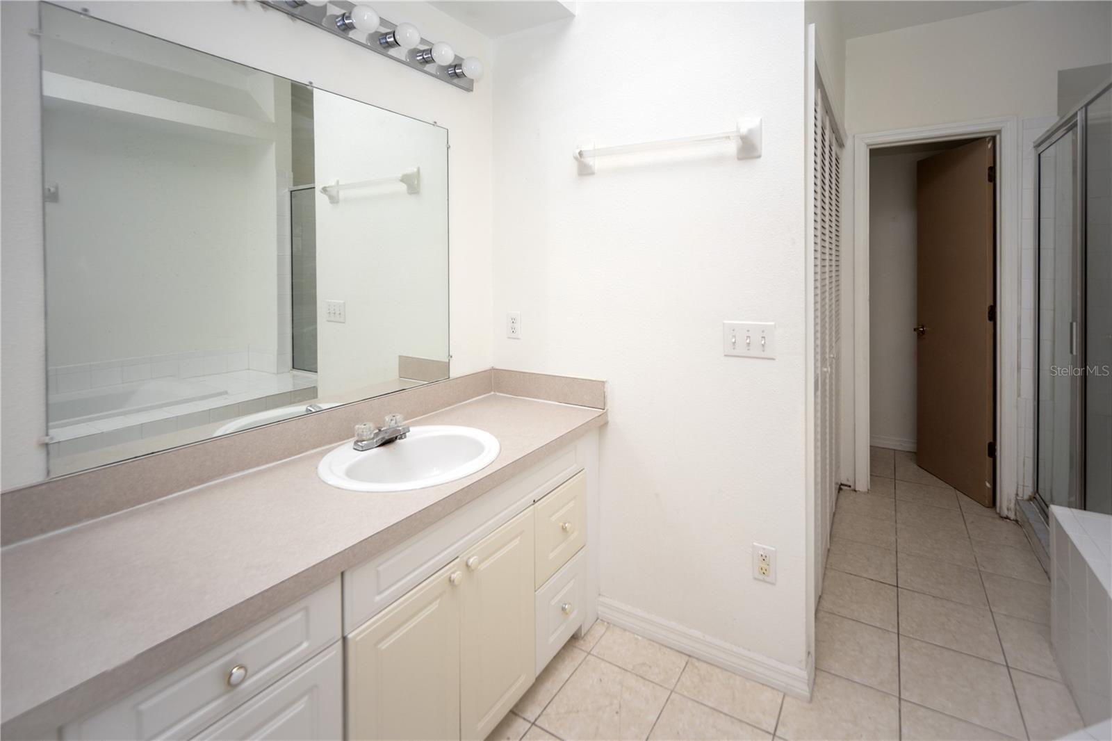 811 ORCHID DR, DAVENPORT, FL, 33897