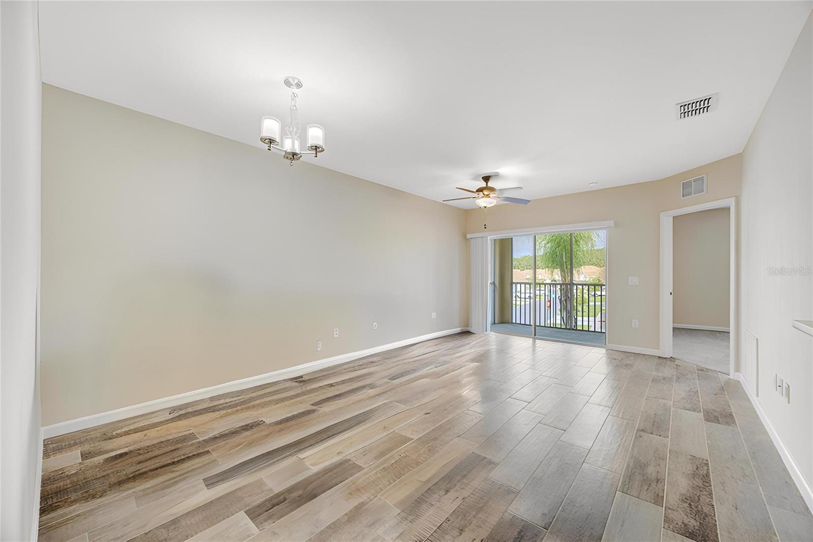 1231 GODAVARI WAY #203, WESLEY CHAPEL, FL, 33543