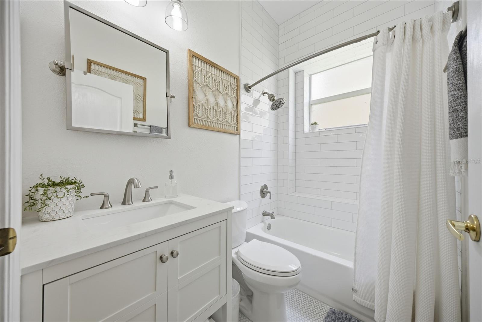 27309 FORDHAM DR, WESLEY CHAPEL, FL, 33544