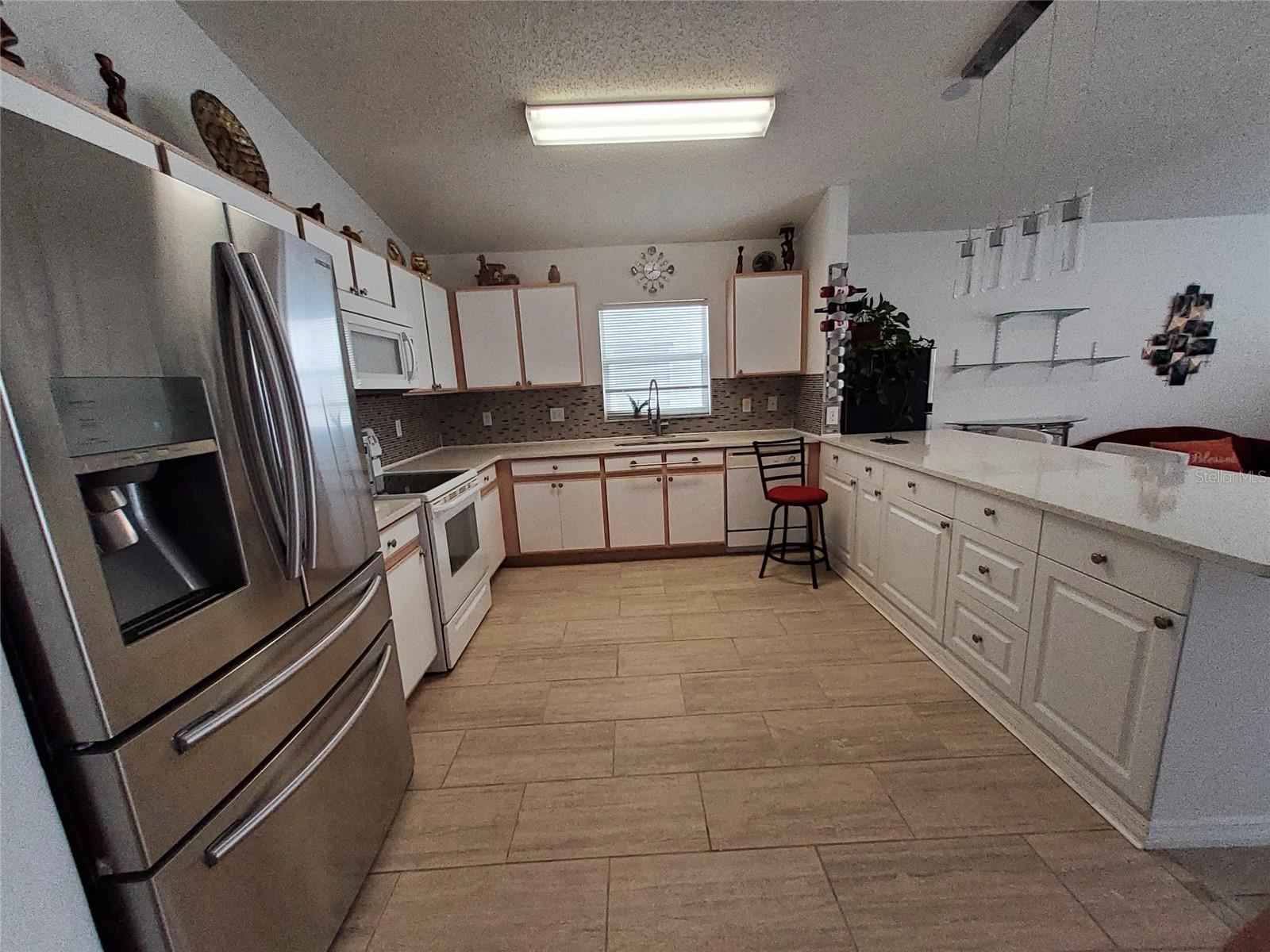 944 LOCKBREEZE DR, DAVENPORT, FL, 33897