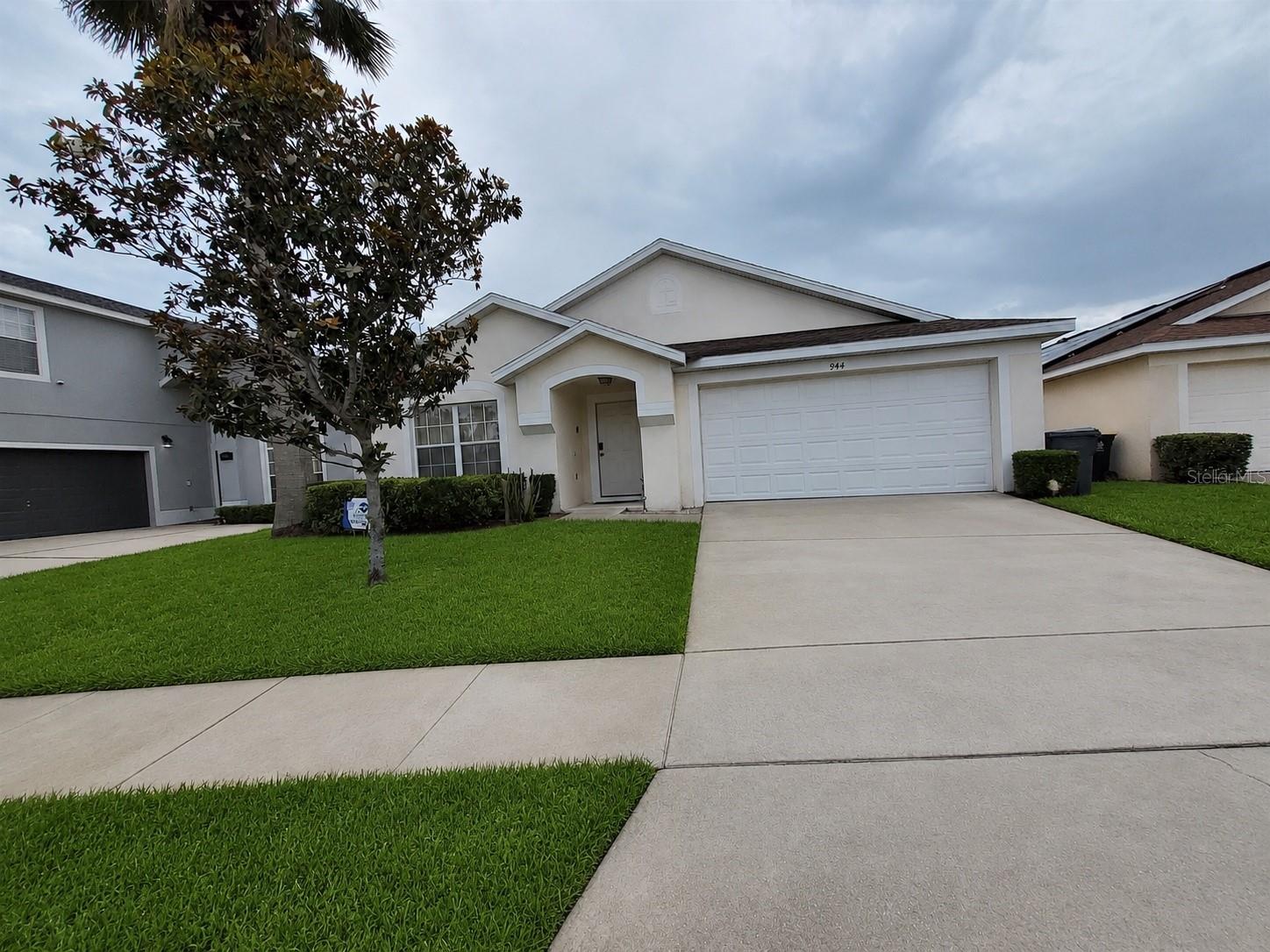 944 LOCKBREEZE DR, DAVENPORT, FL, 33897