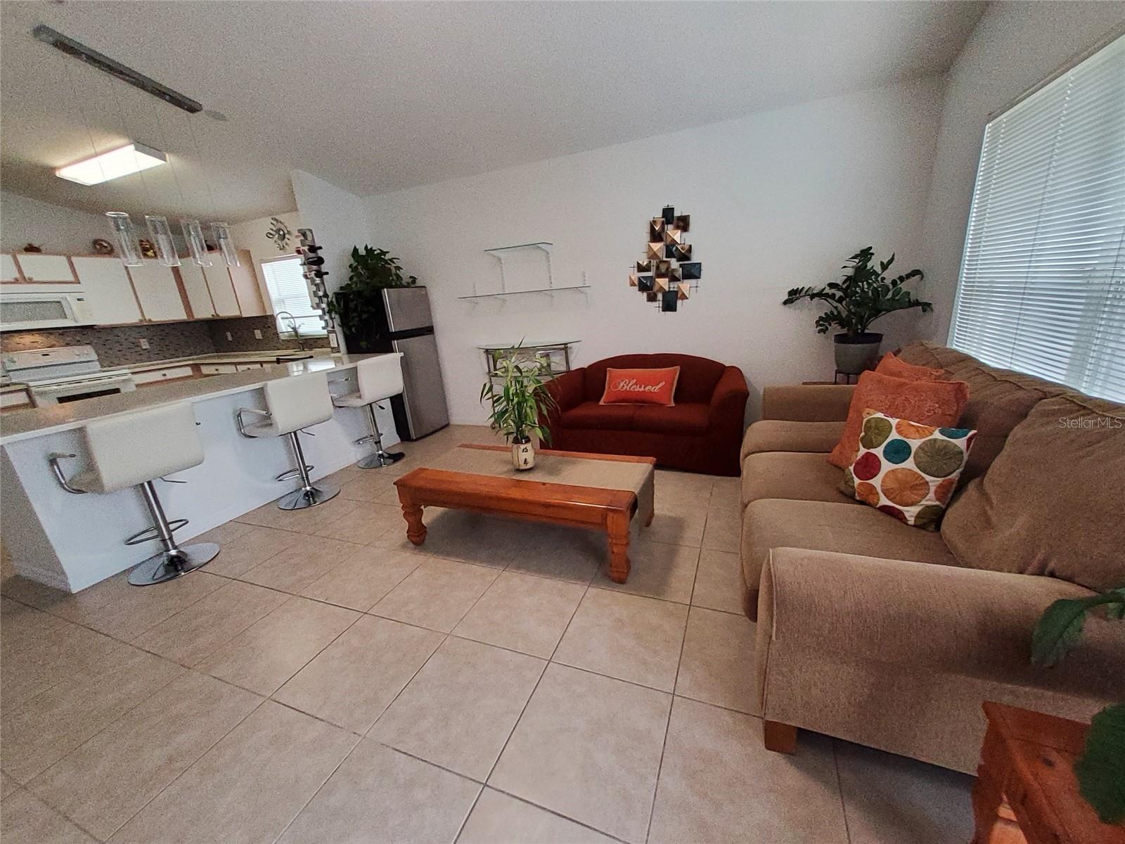 944 LOCKBREEZE DR, DAVENPORT, FL, 33897