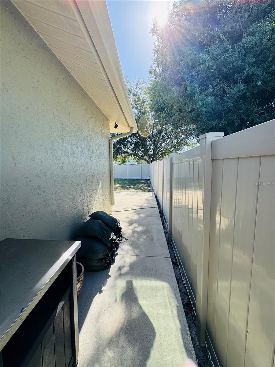 998 PONDER AVE, SARASOTA, FL, 34232
