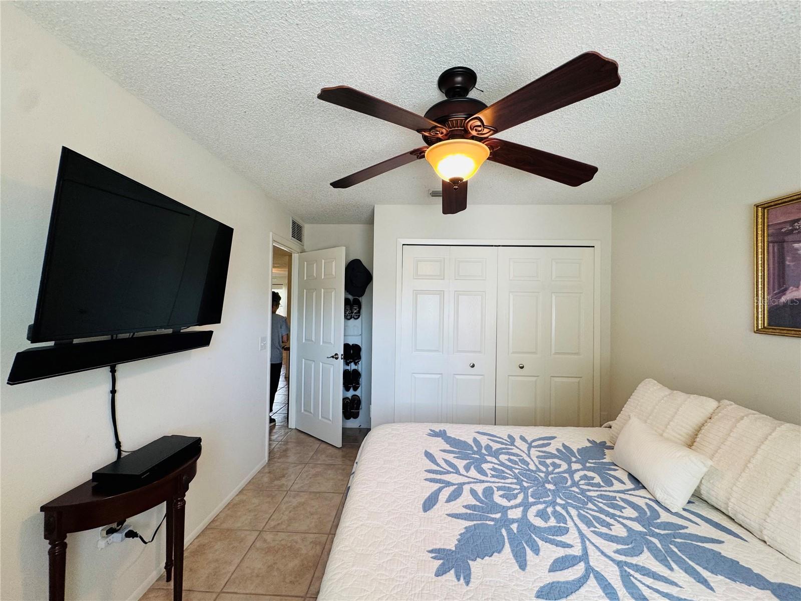 998 PONDER AVE, SARASOTA, FL, 34232