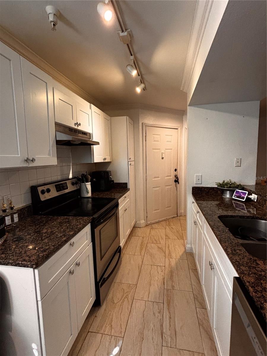 413 SUMMIT RIDGE PL #111, LONGWOOD, FL, 32779