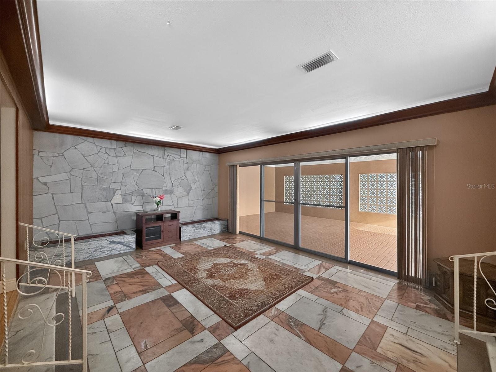 305 N GLEN AVE, TAMPA, FL, 33609