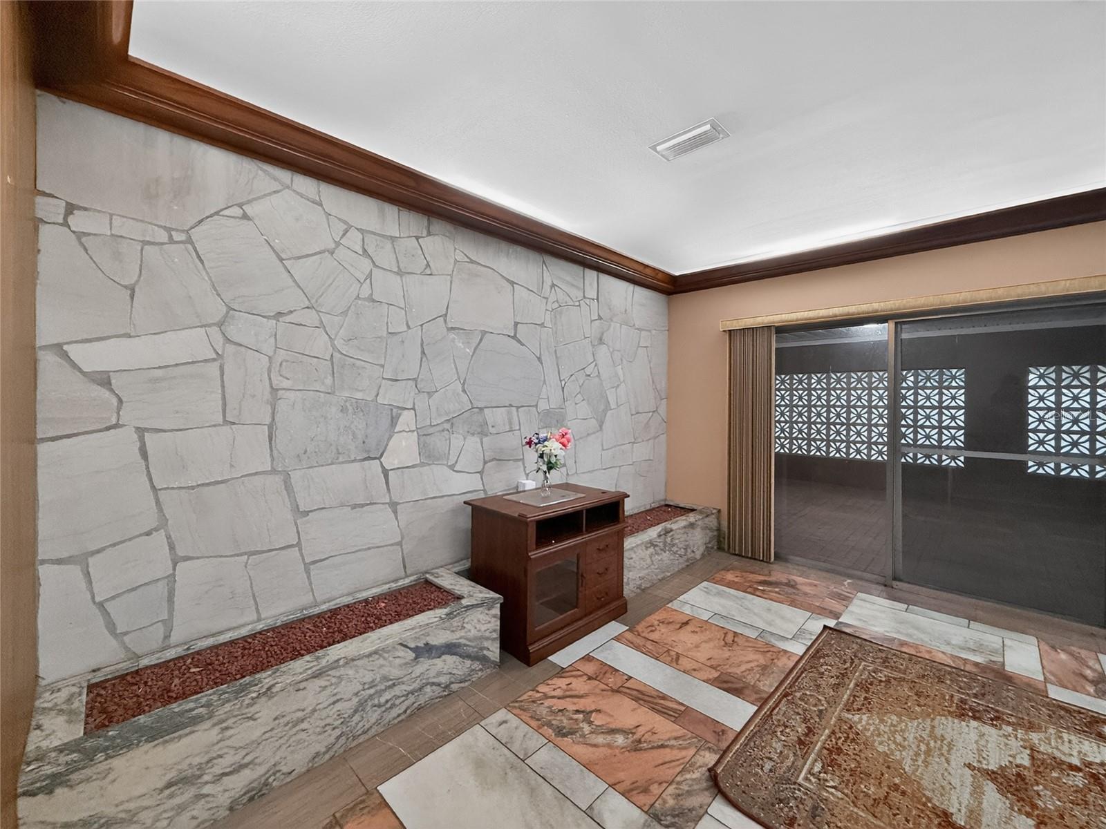 305 N GLEN AVE, TAMPA, FL, 33609