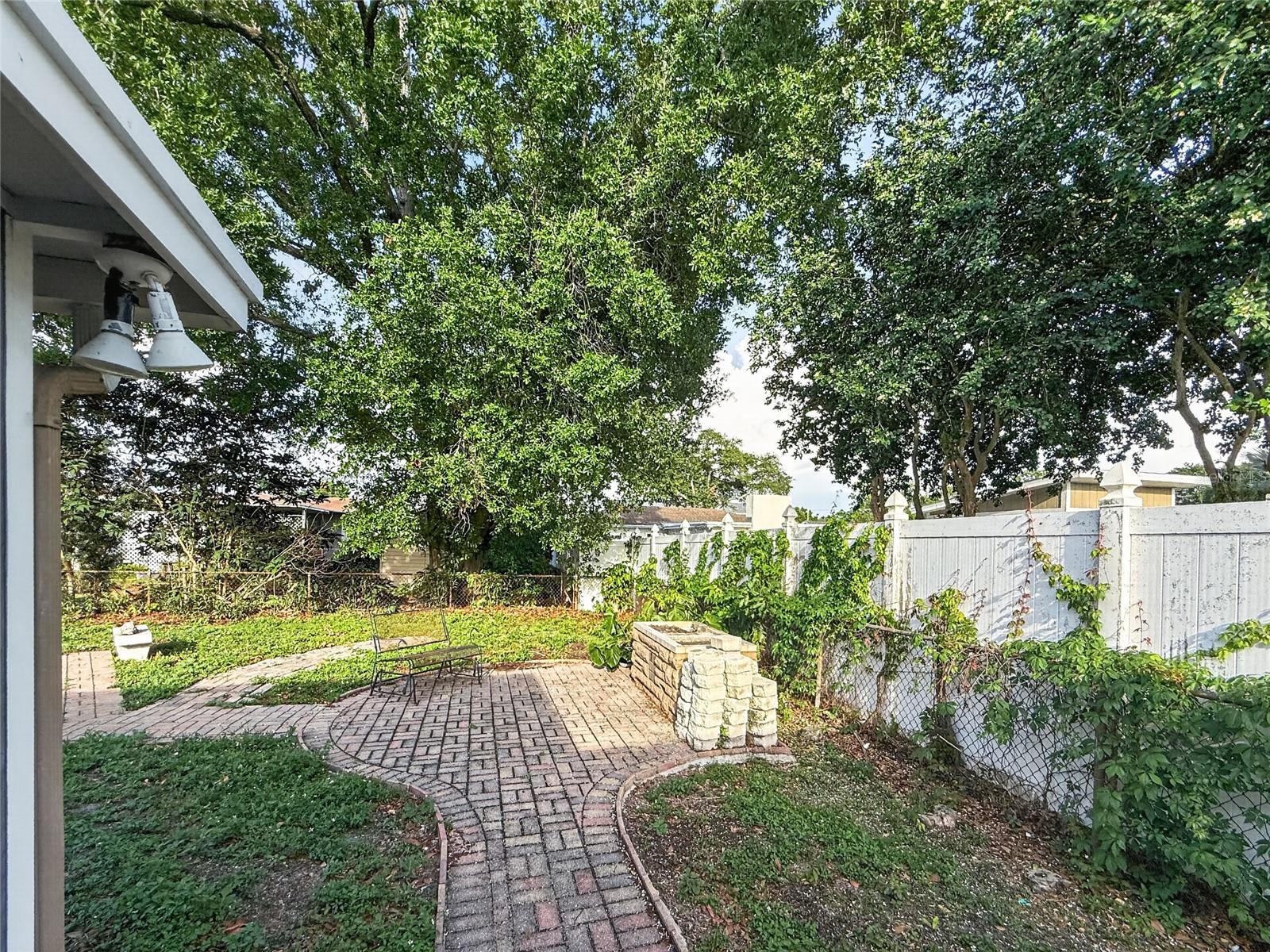 305 N GLEN AVE, TAMPA, FL, 33609