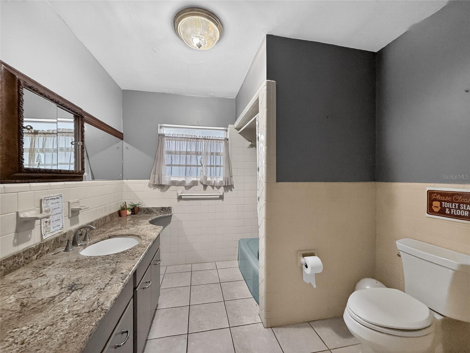 305 N GLEN AVE, TAMPA, FL, 33609
