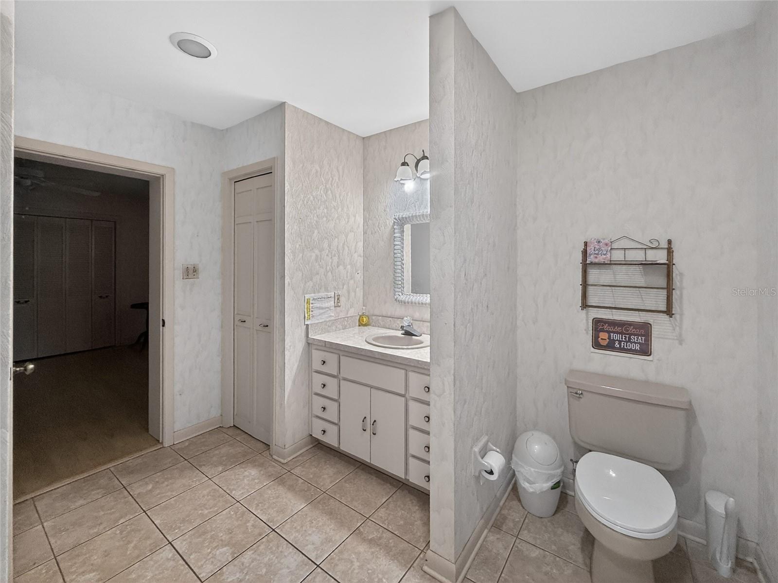 305 N GLEN AVE, TAMPA, FL, 33609