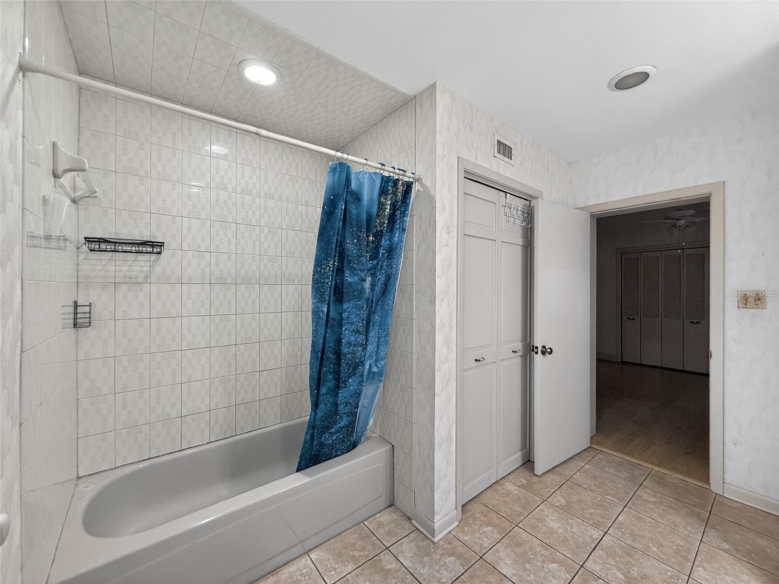 305 N GLEN AVE, TAMPA, FL, 33609