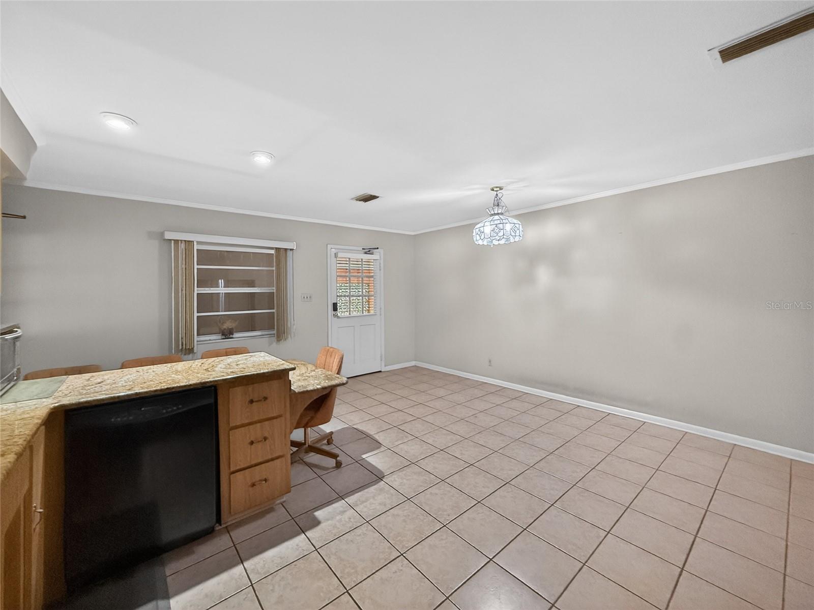 305 N GLEN AVE, TAMPA, FL, 33609