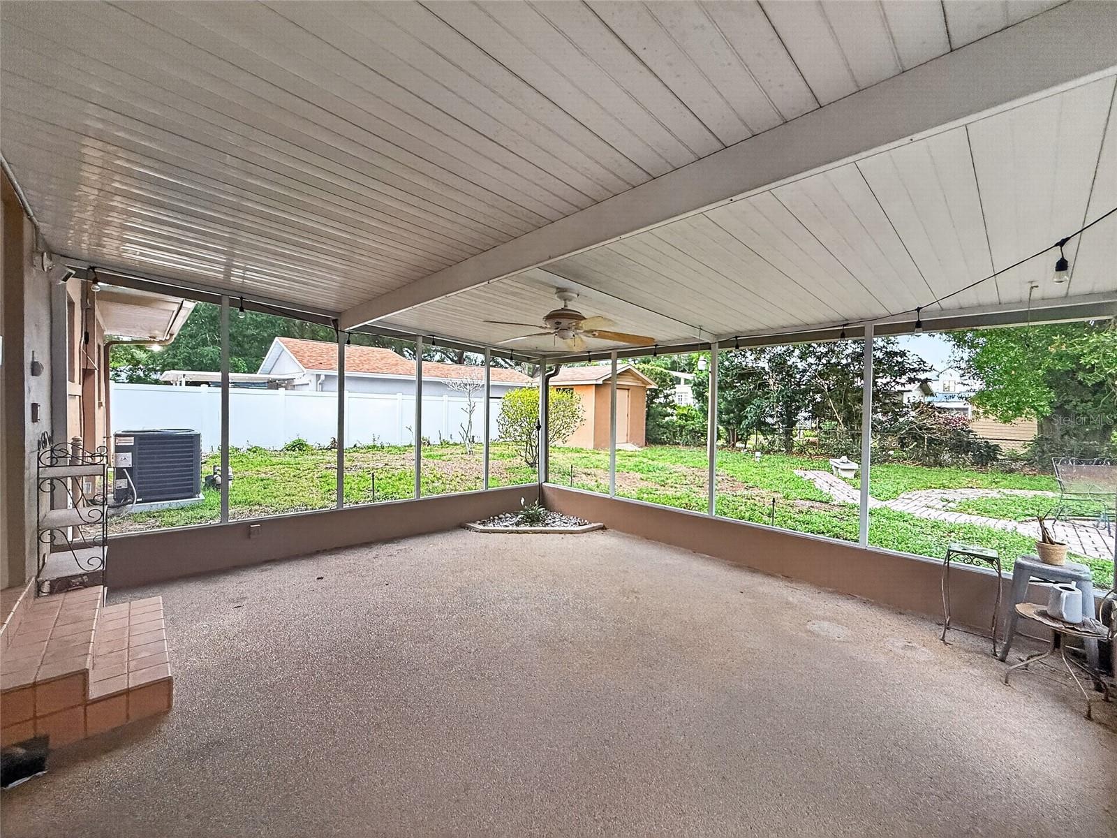 305 N GLEN AVE, TAMPA, FL, 33609