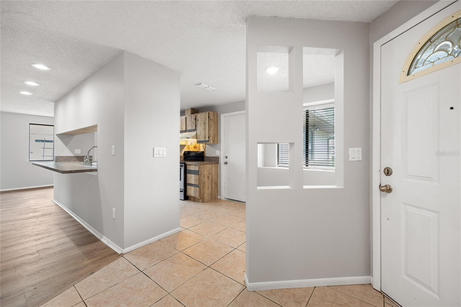 627 TIMBER BAY CIR W, OLDSMAR, FL, 34677