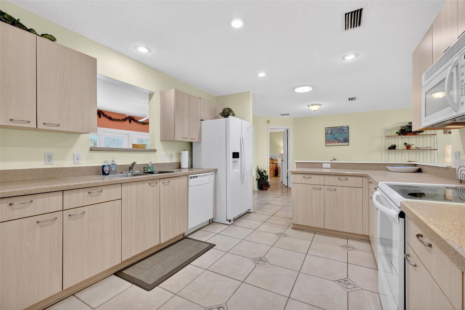 422 SAN MARINO DR, THE VILLAGES, FL, 32159