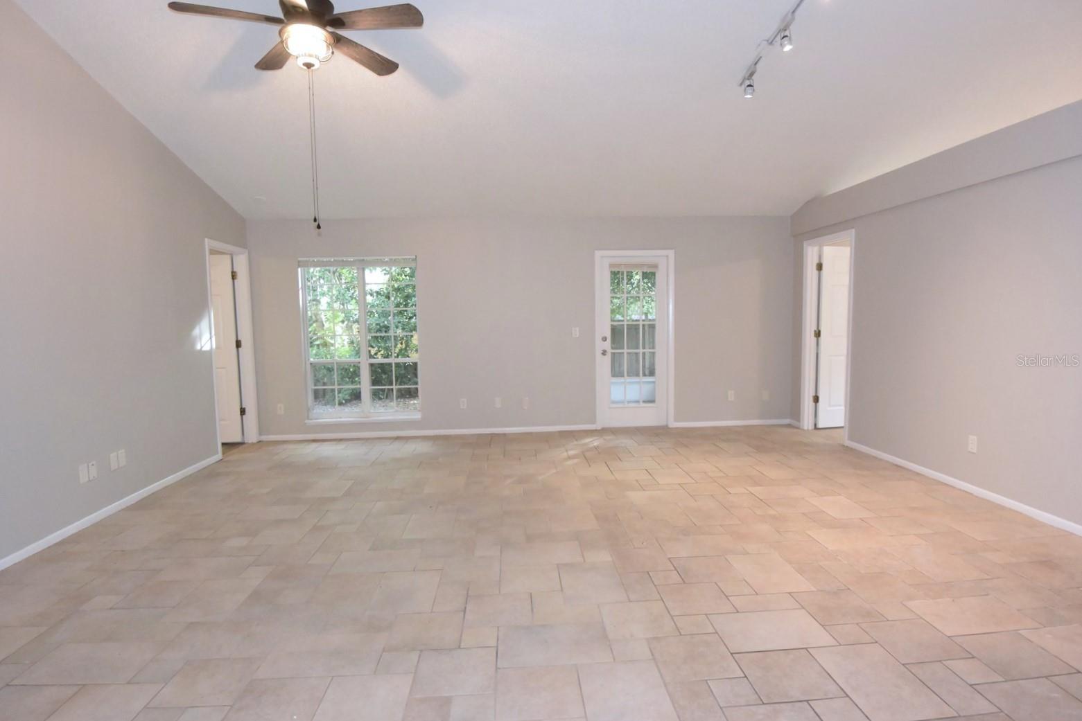 1672 COUNTRYWOOD ST, TARPON SPRINGS, FL, 34689