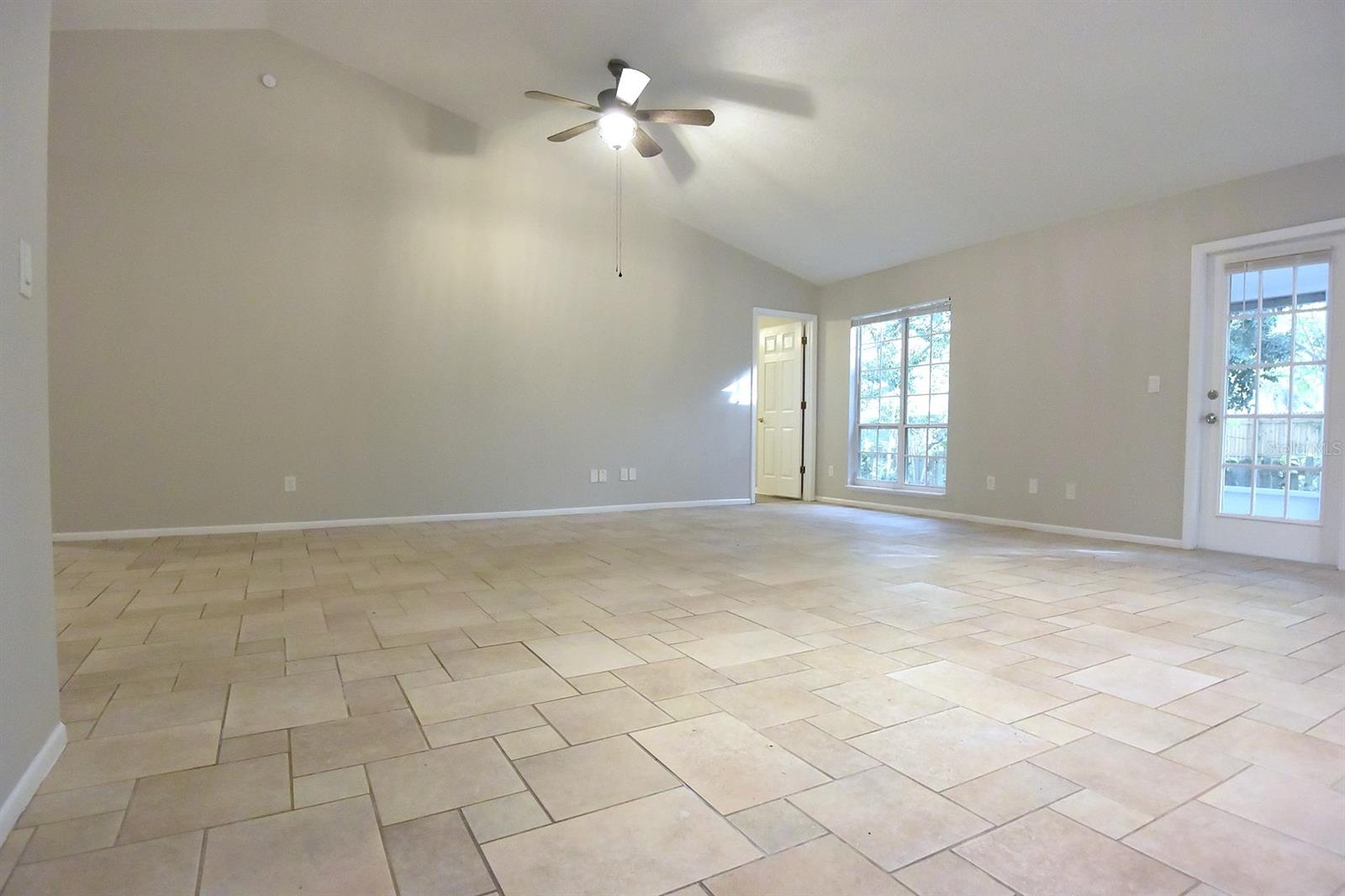 1672 COUNTRYWOOD ST, TARPON SPRINGS, FL, 34689
