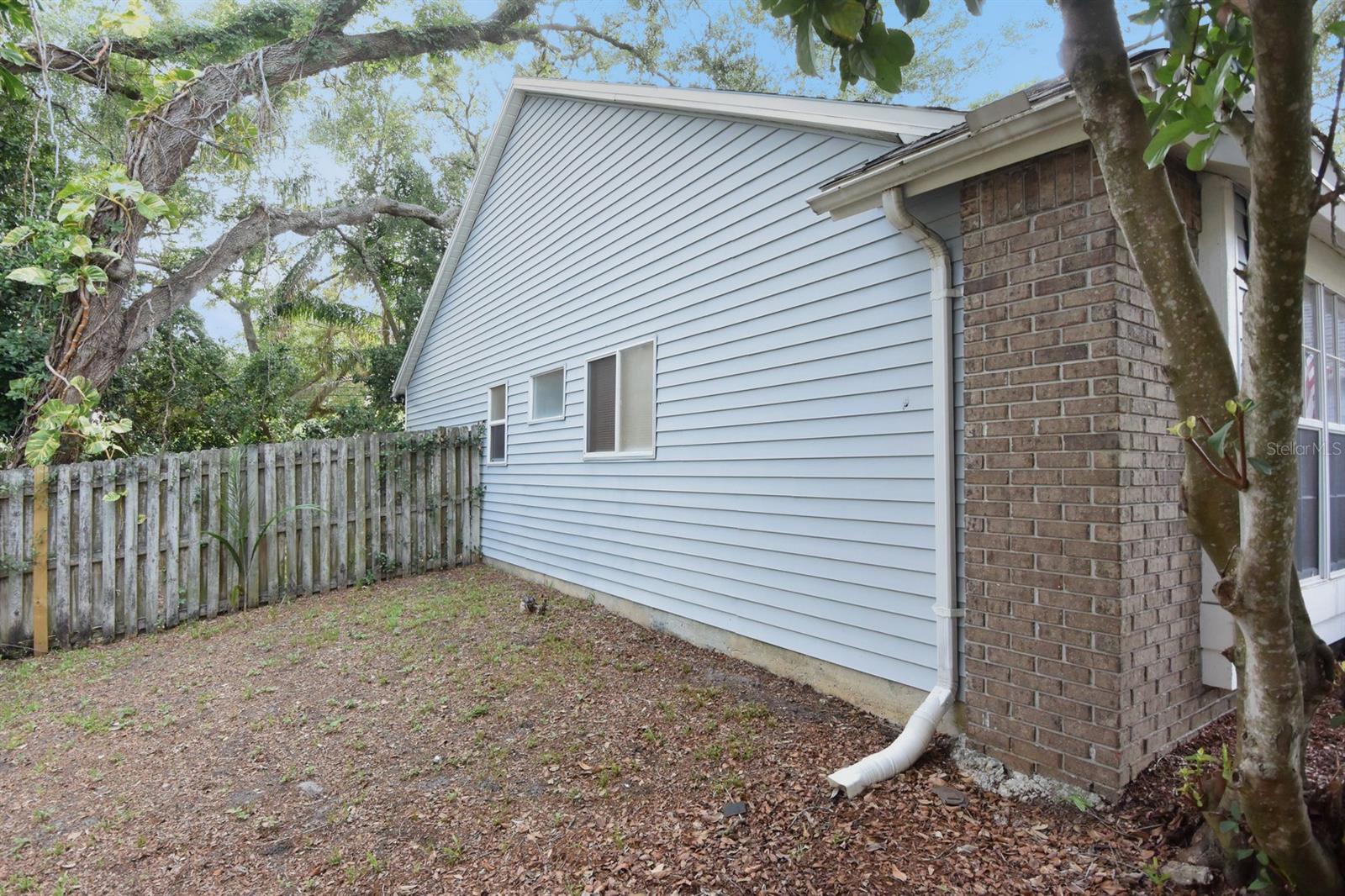 1672 COUNTRYWOOD ST, TARPON SPRINGS, FL, 34689