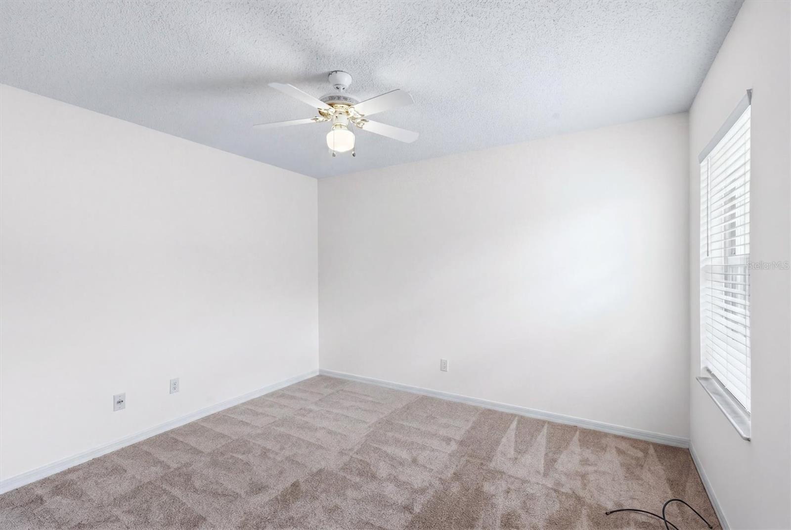1720 COUNTRY MEADOWS DR, SARASOTA, FL, 34235