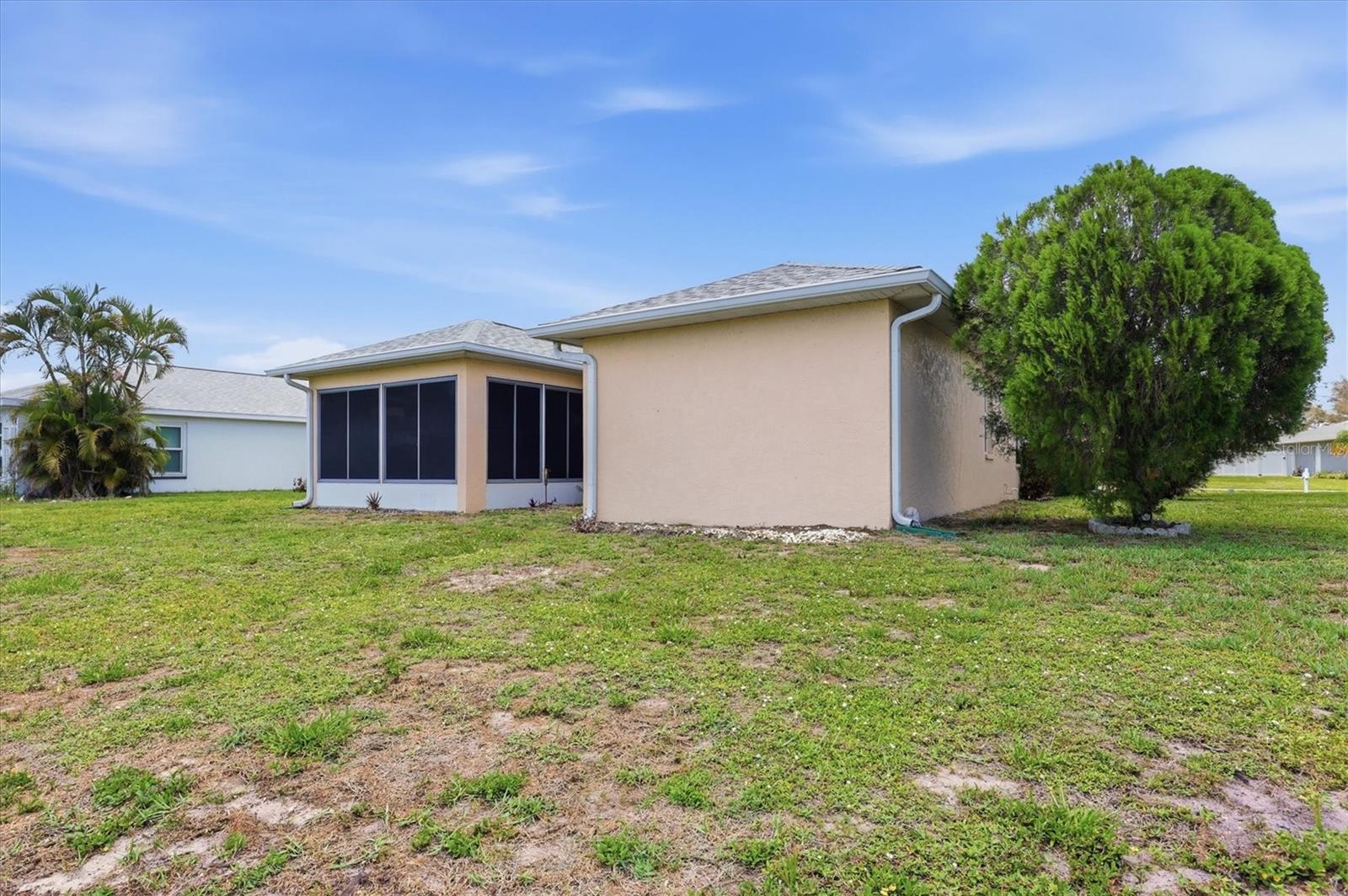 1720 COUNTRY MEADOWS DR, SARASOTA, FL, 34235