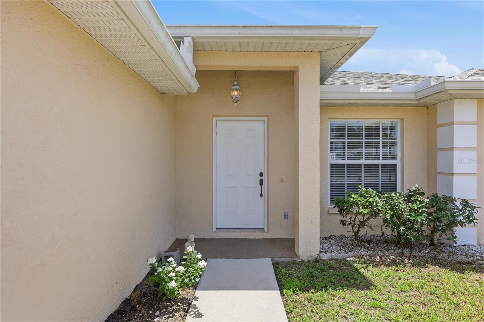 1720 COUNTRY MEADOWS DR, SARASOTA, FL, 34235