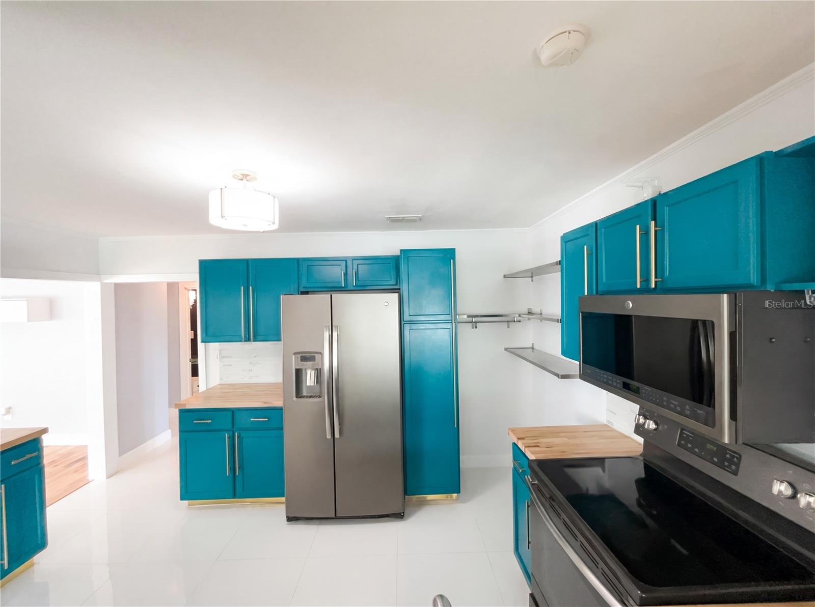 302 E DRURY AVE, KISSIMMEE, FL, 34744
