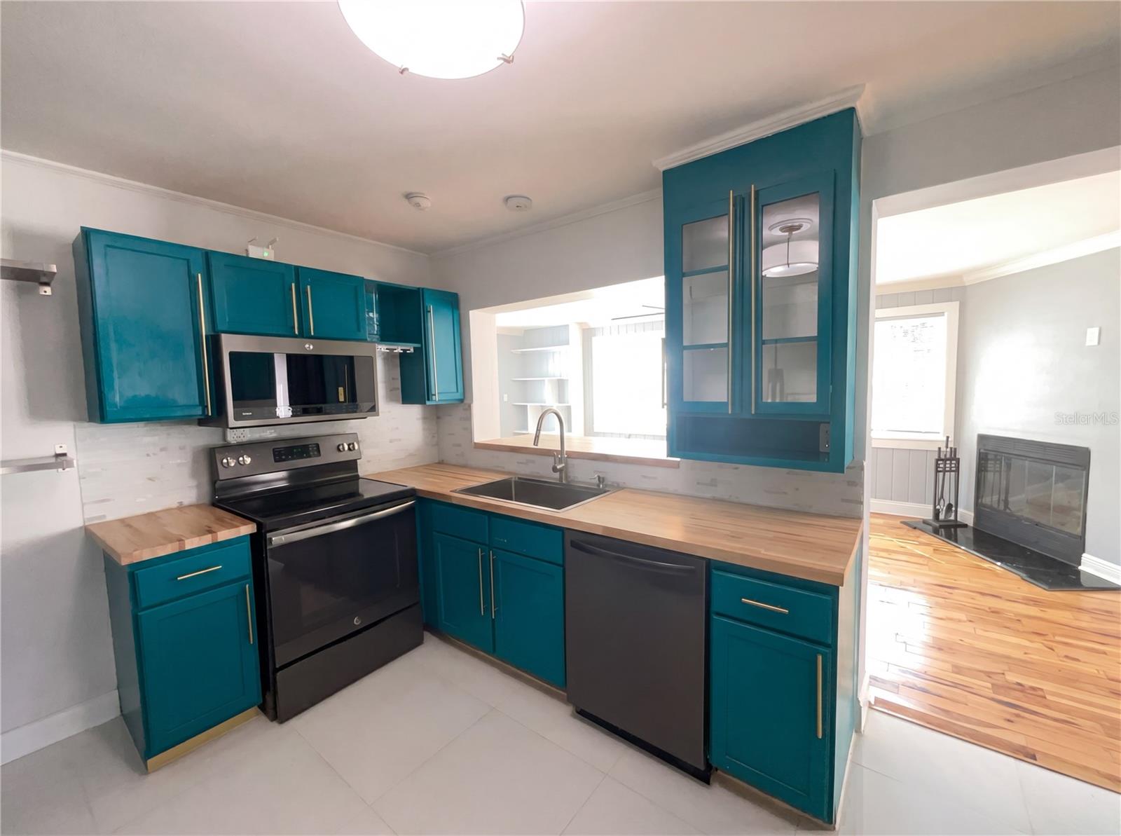 302 E DRURY AVE, KISSIMMEE, FL, 34744