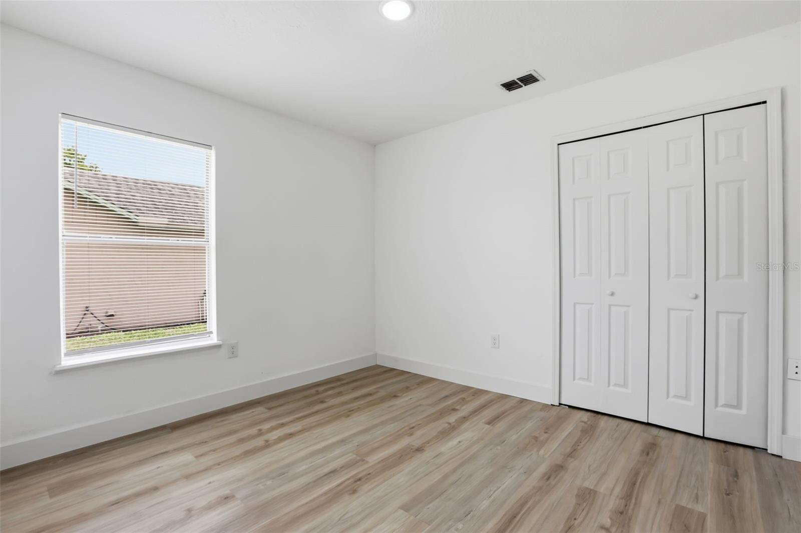 2280 DUMAS DR, DELTONA, FL, 32738