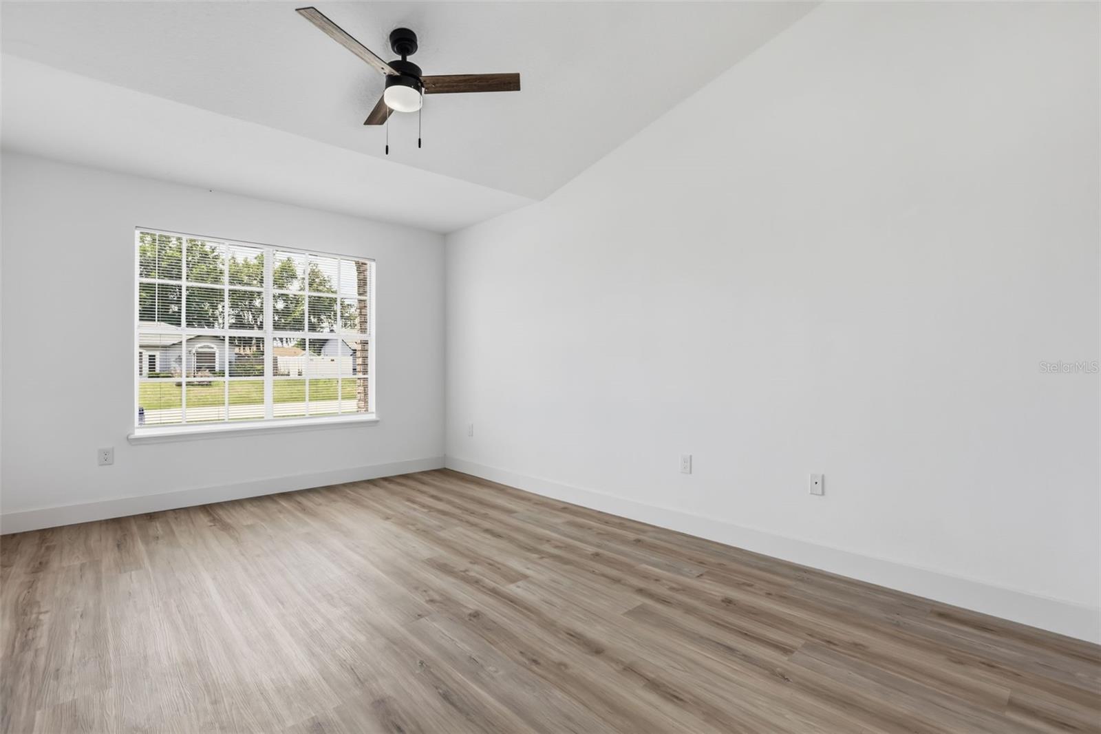 2280 DUMAS DR, DELTONA, FL, 32738